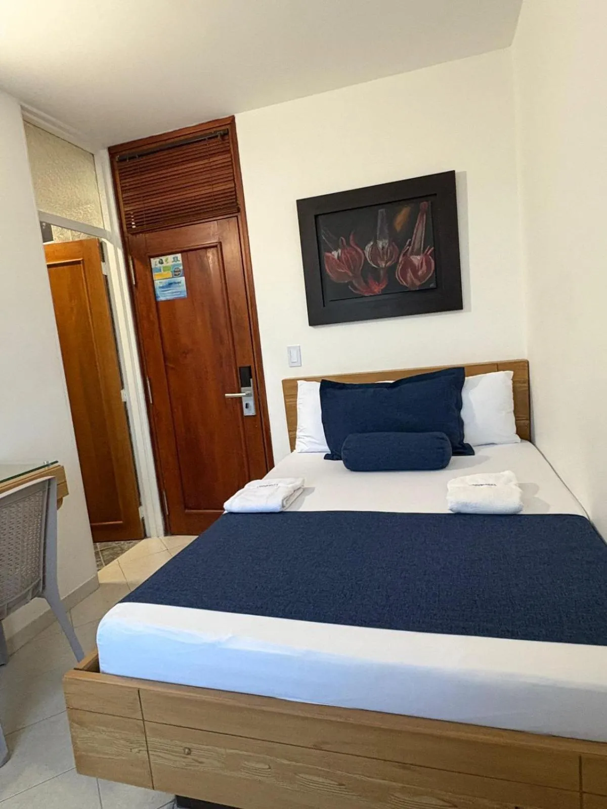 Bed in Hotel Monarca