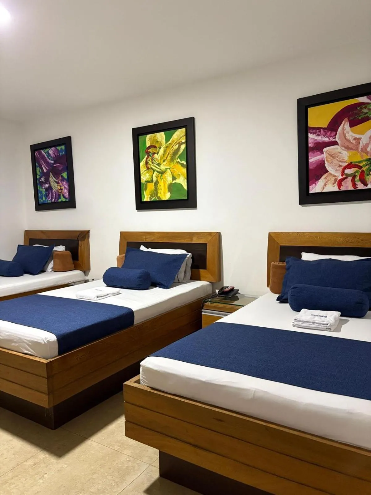 Bed in Hotel Monarca