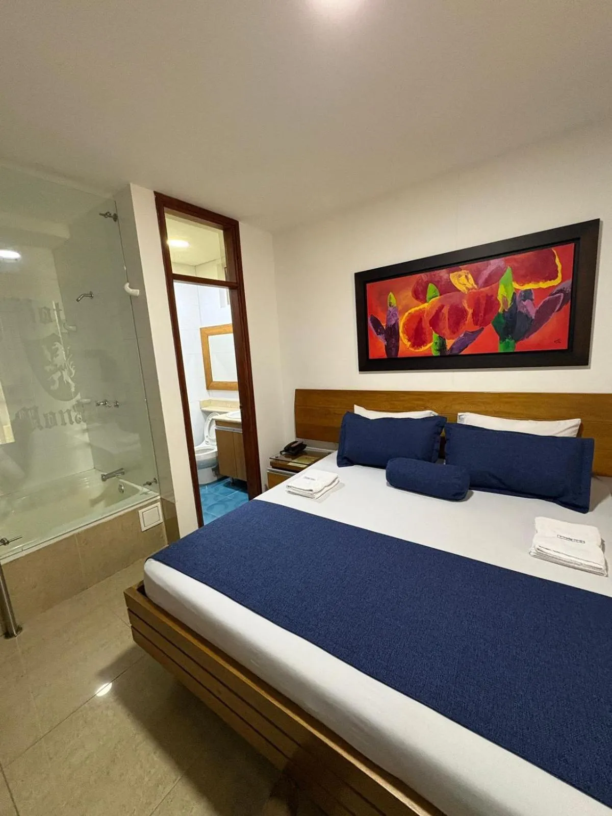 Bed in Hotel Monarca