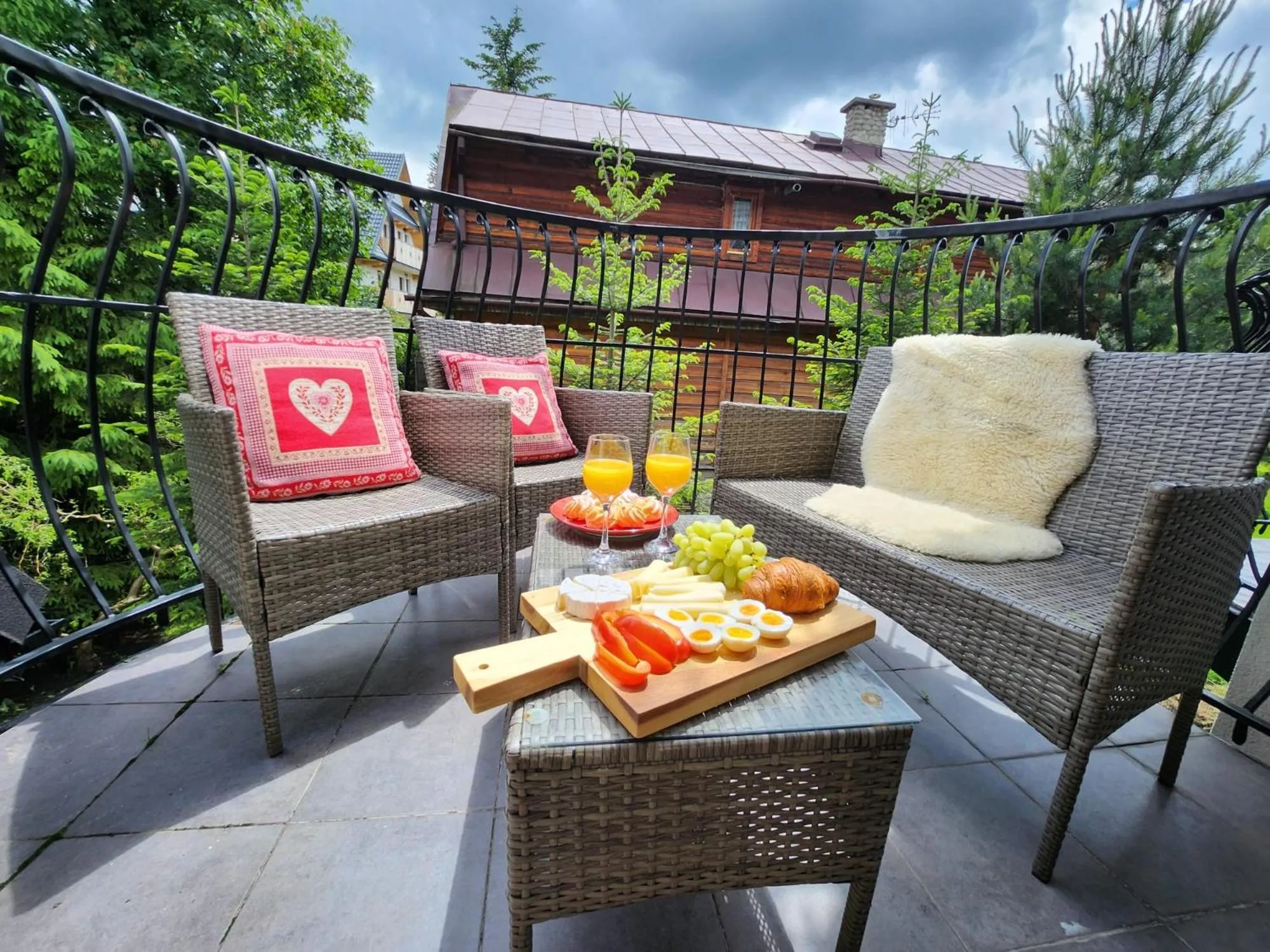 Bory6a Apartamenty & Free Parking