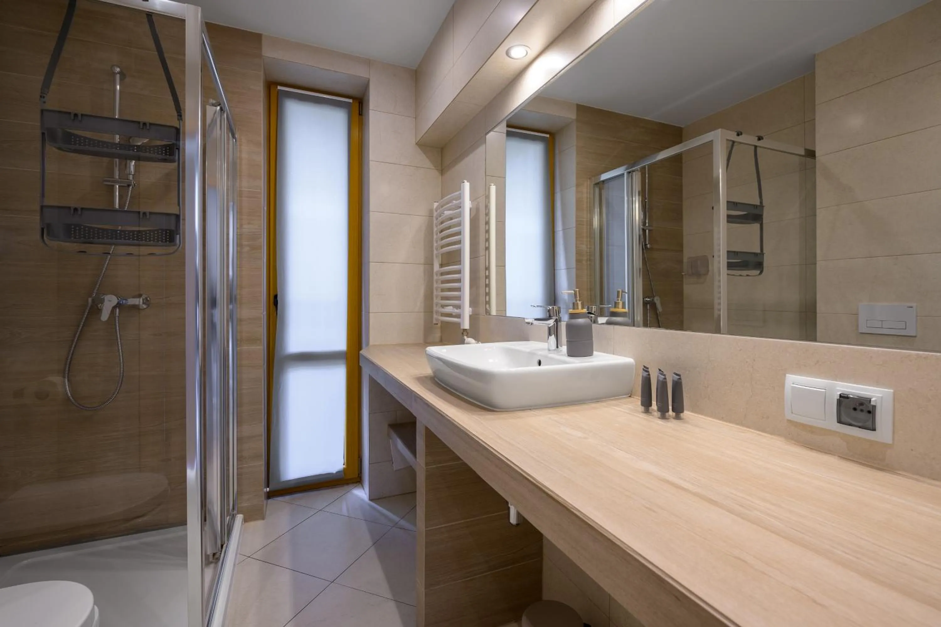 Shower in Bory6a Apartamenty & Free Parking