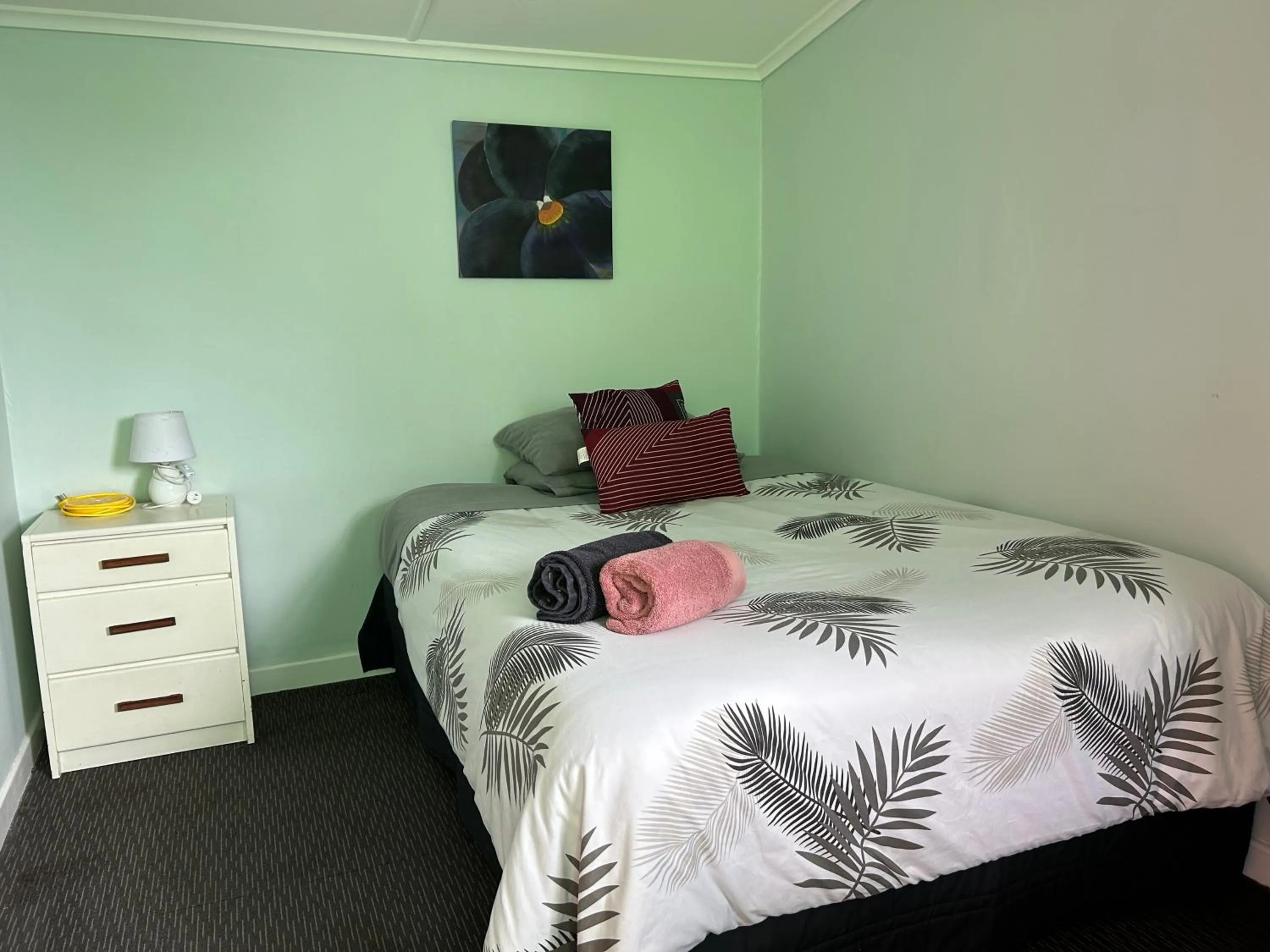 Bed in National Park Alpine Lodge