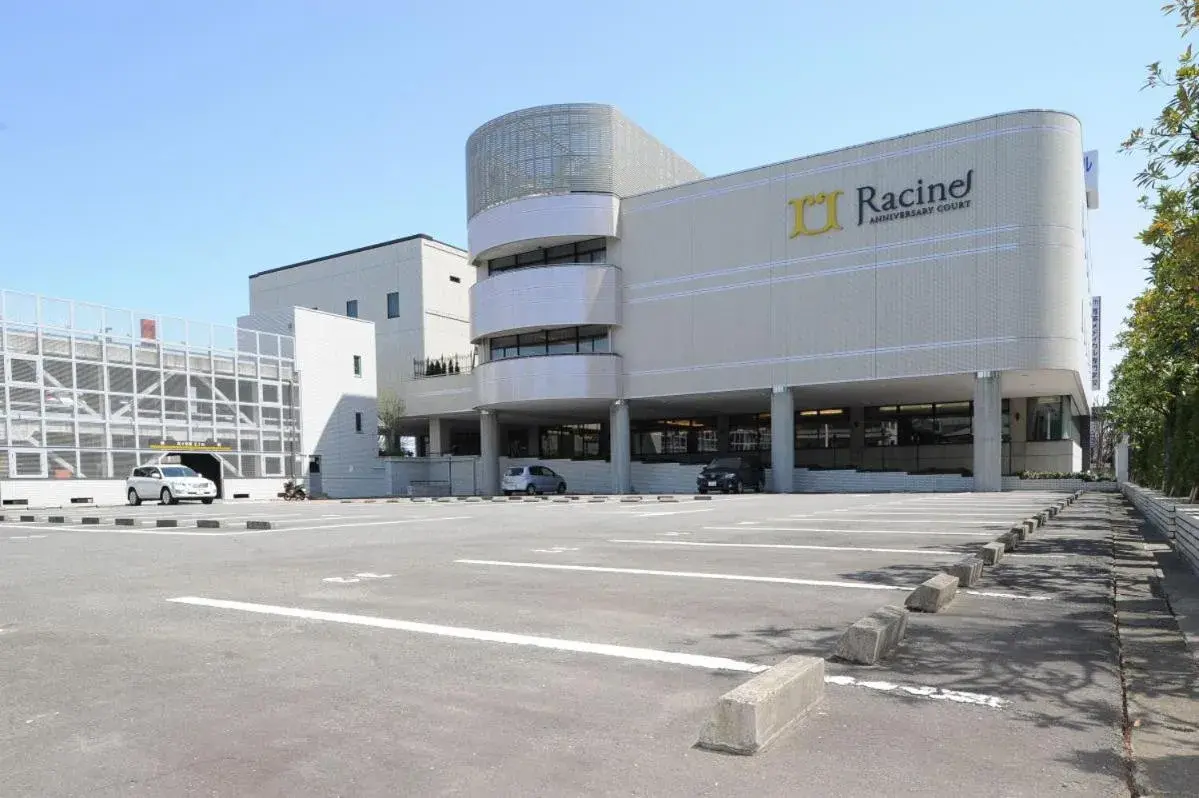 Property building in Racine Shinmaebashi Property building in Racine Shinmaebashi