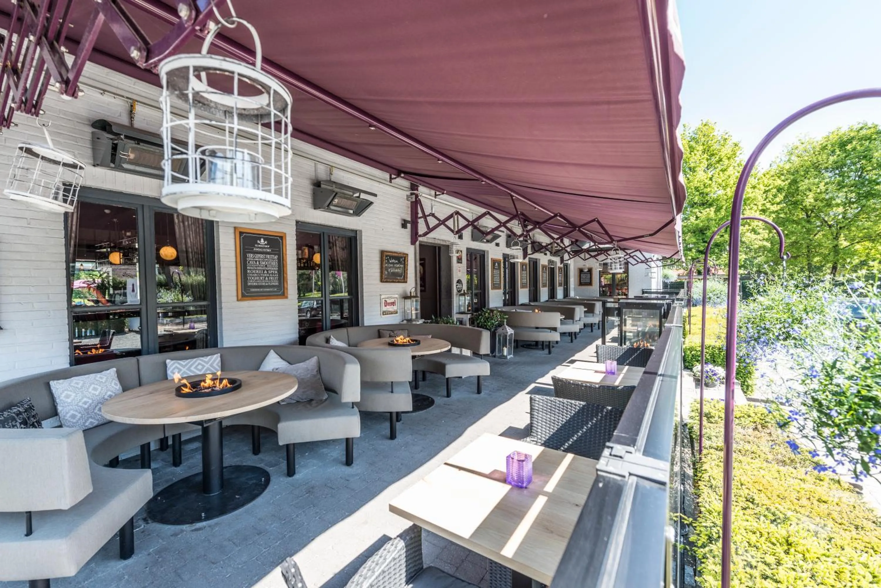 Restaurant/places to eat in Charmehotel Klokkenhof