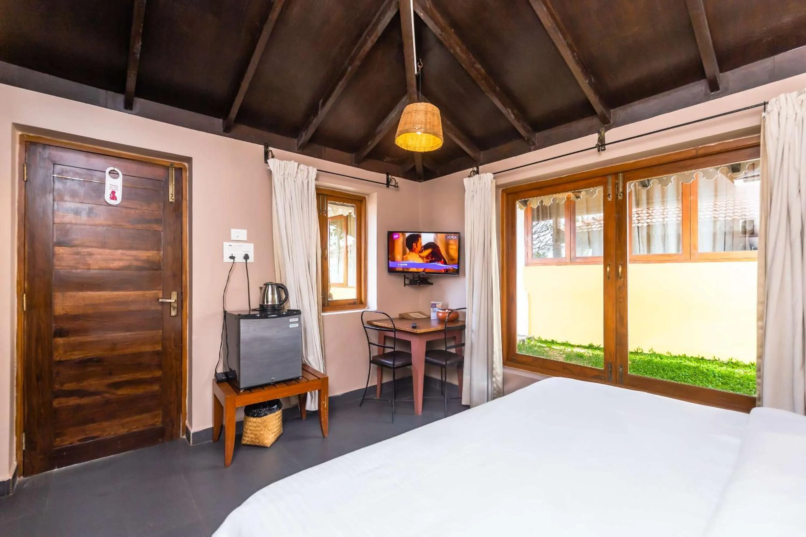 Area and facilities, Bed in Fiesta Beach Resort