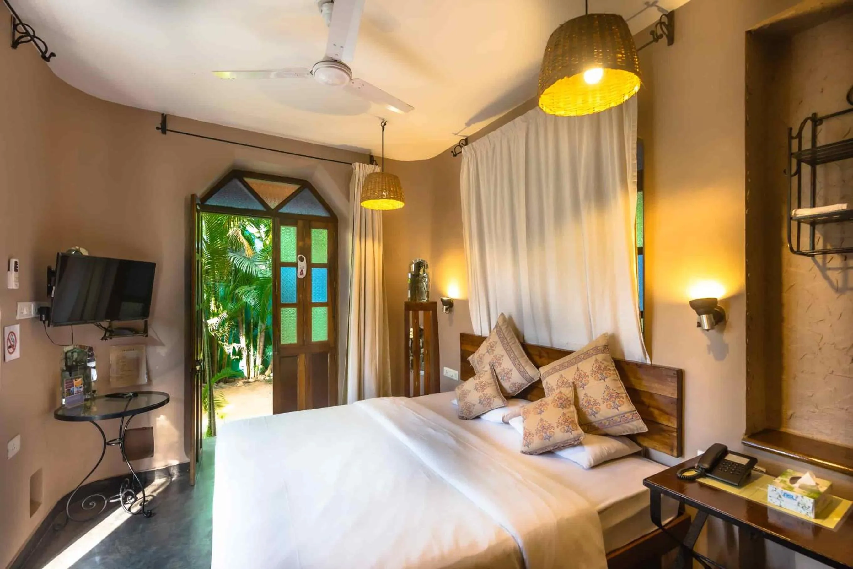 Bedroom, Bed in Fiesta Beach Resort