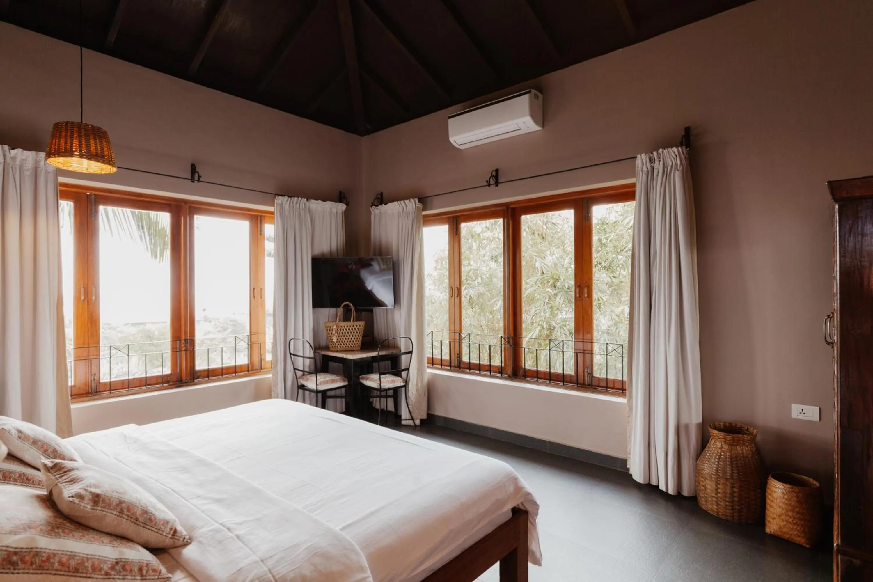 Photo of the whole room, Bed in Fiesta Beach Resort