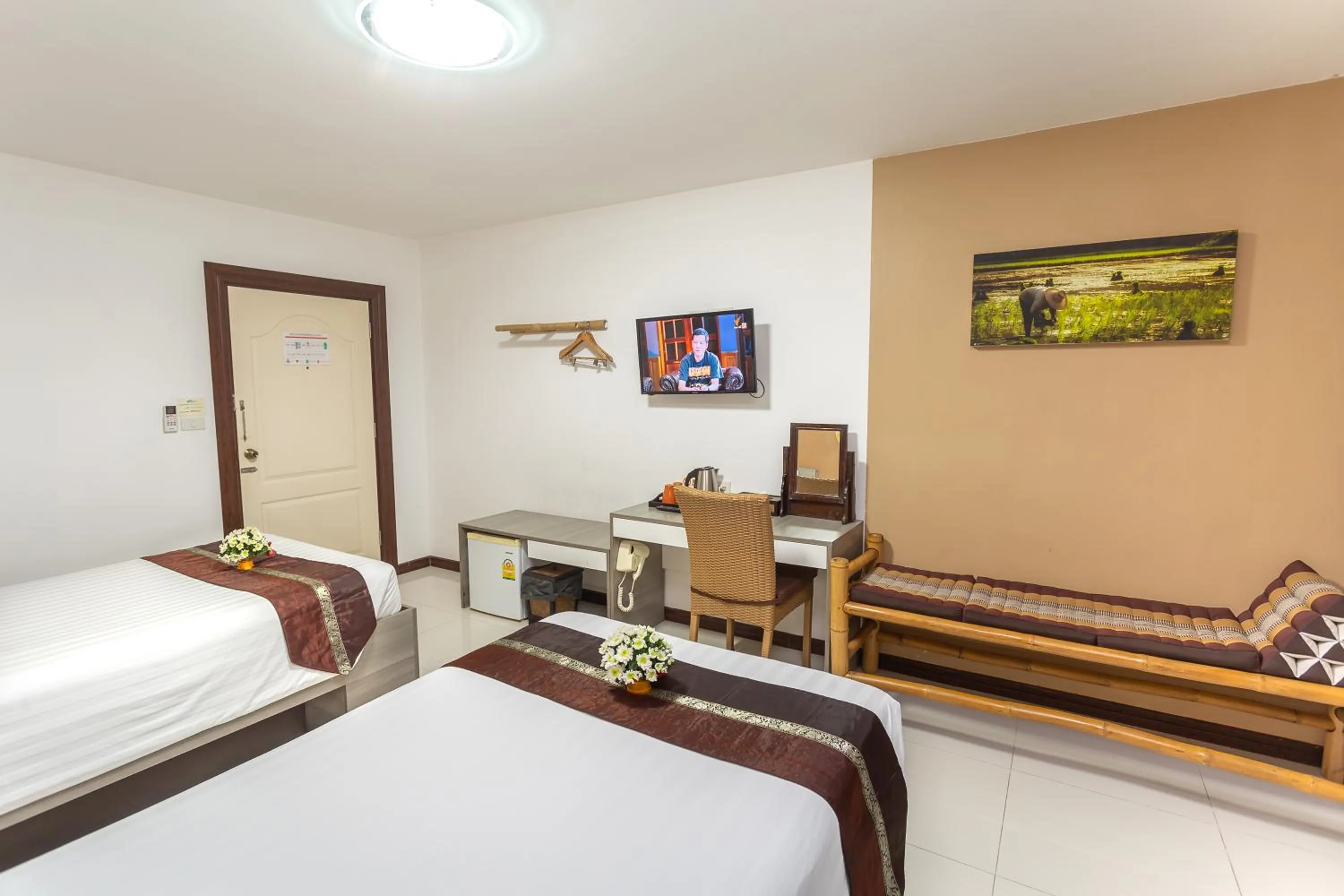 TV and multimedia, Bed in Baan Thai Boutique