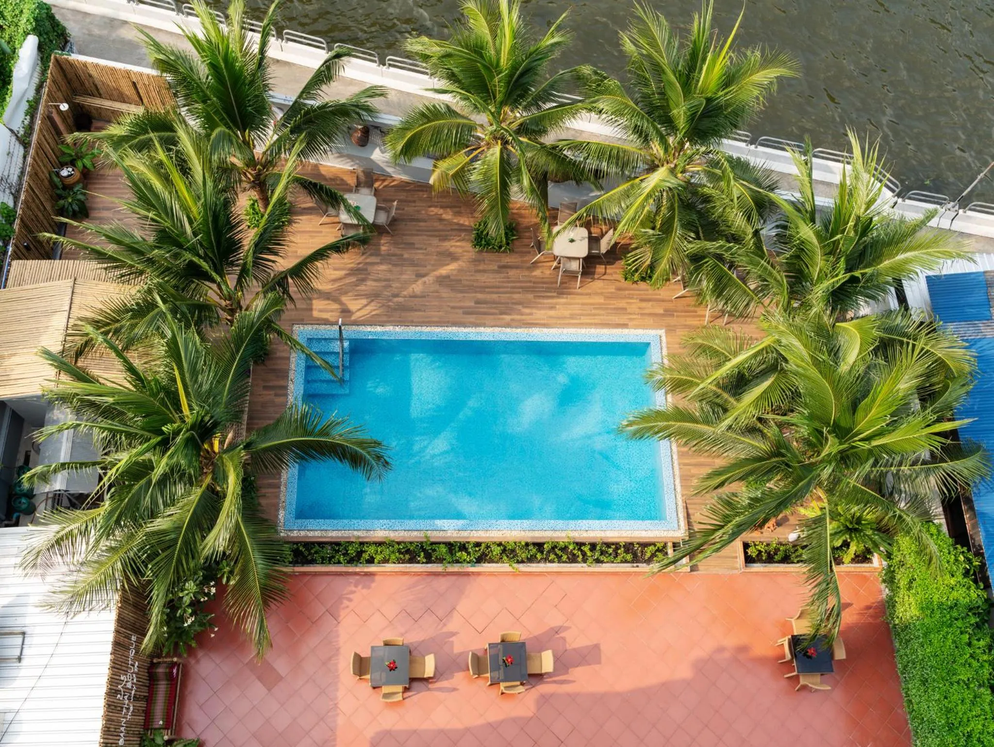 Swimming pool in Baan Thai Boutique