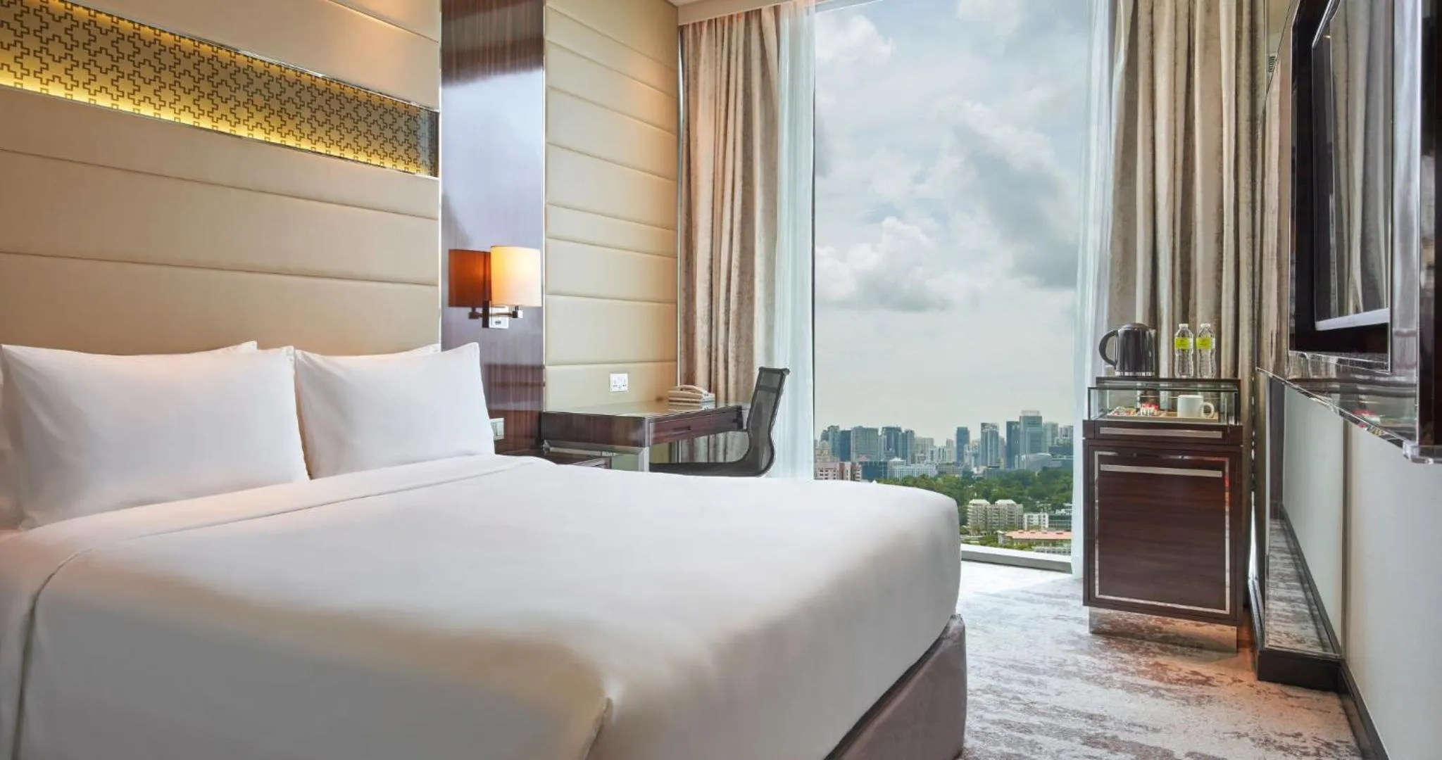 Bed in Holiday Inn Singapore Little India by IHG