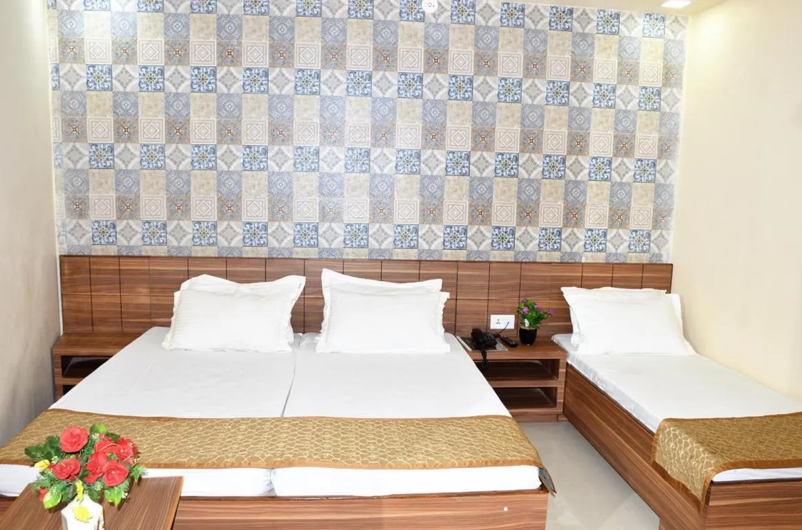 Bed in HOTEL ATA INN AND RESTAURANT (20 Mtrs from Dargah), Ajmer