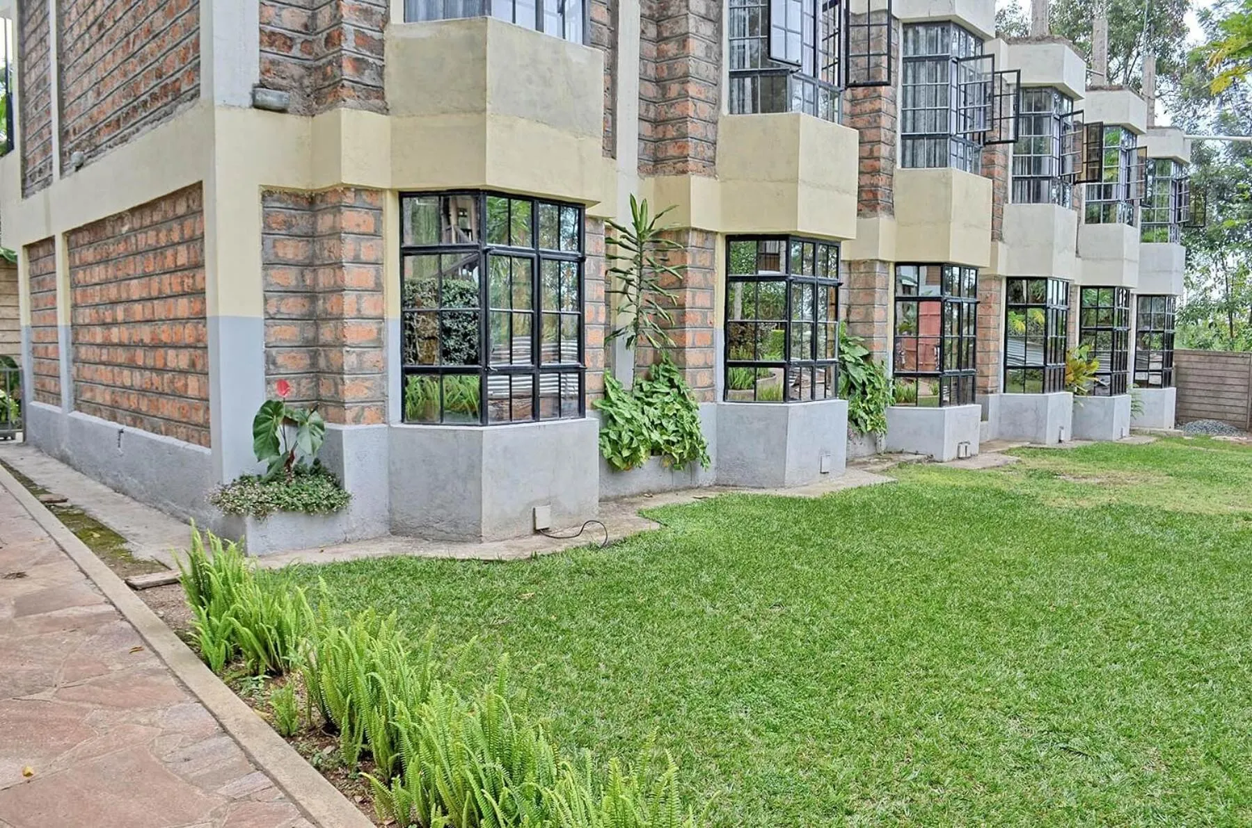 Property building in Itibo Resort