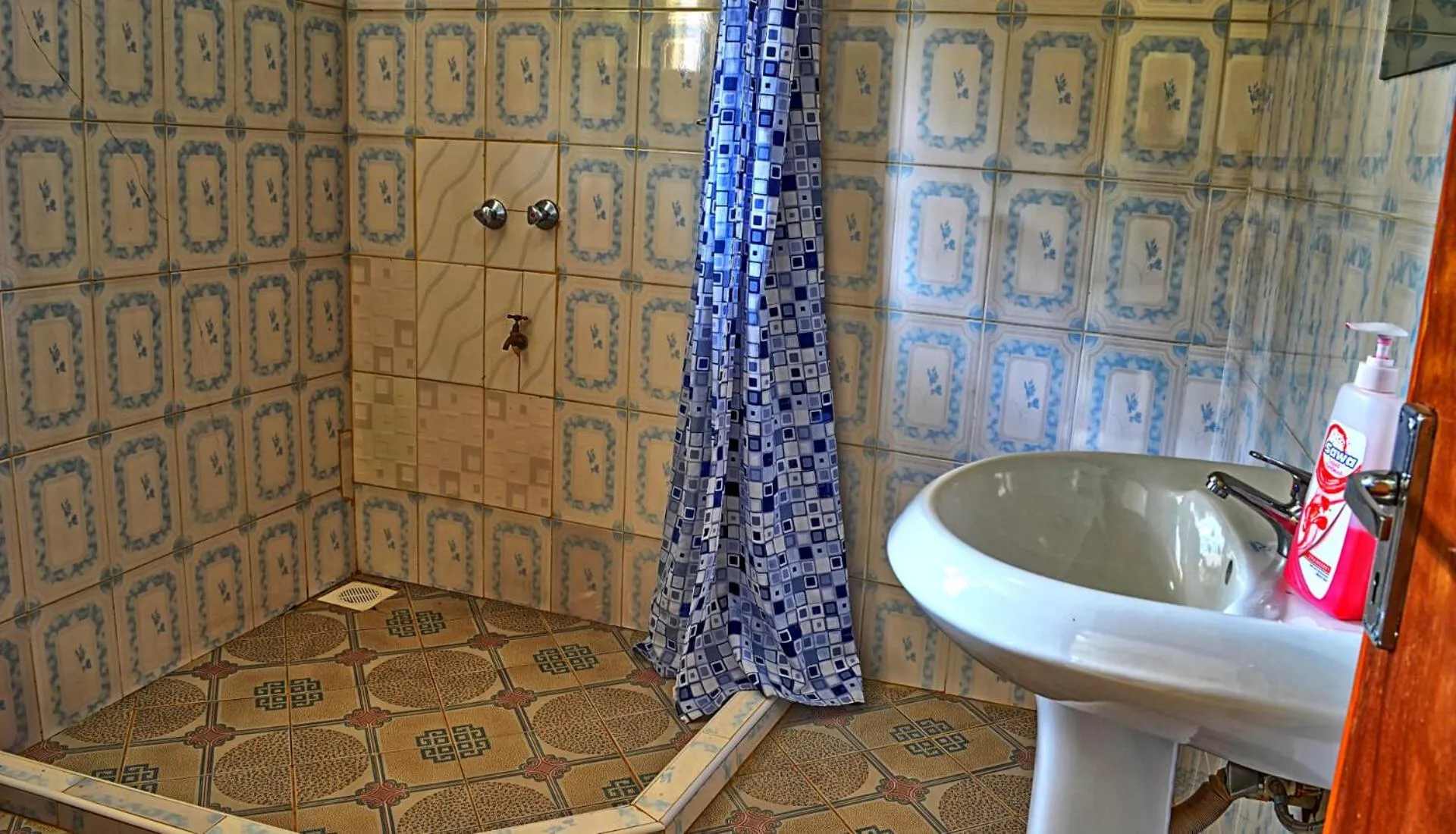 Shower in Itibo Resort