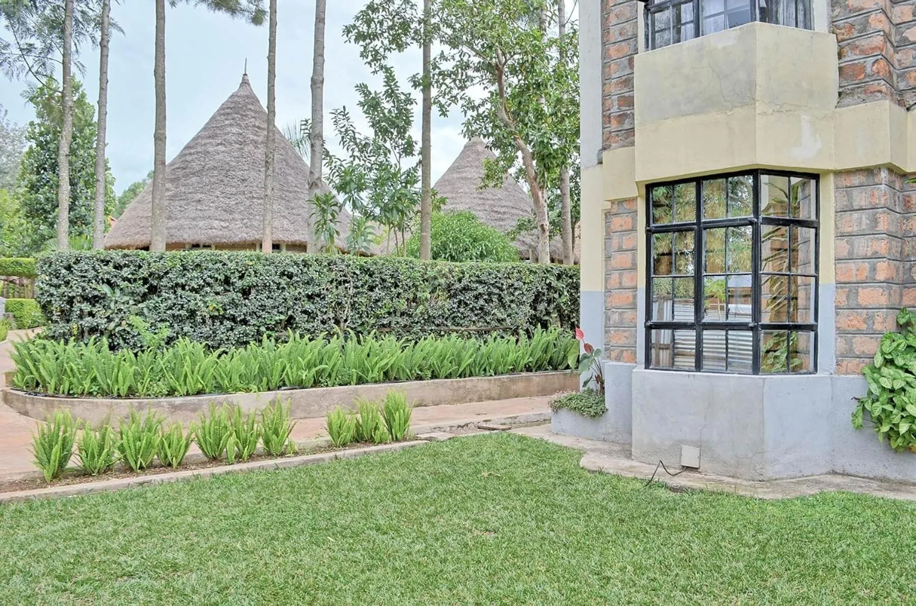 Property building in Itibo Resort