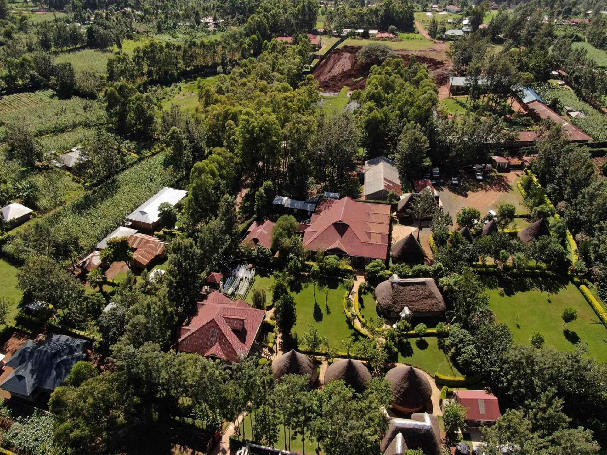 Property building in Itibo Resort