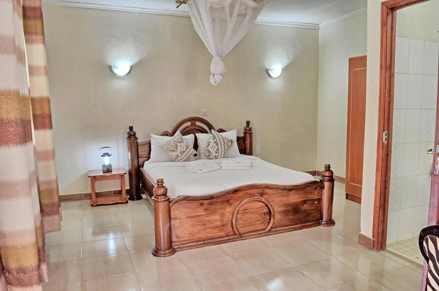 Bed in Itibo Resort