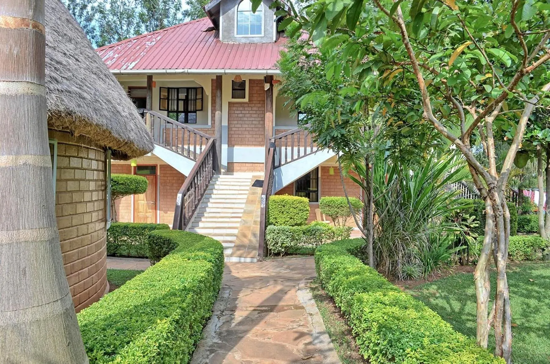Property building in Itibo Resort