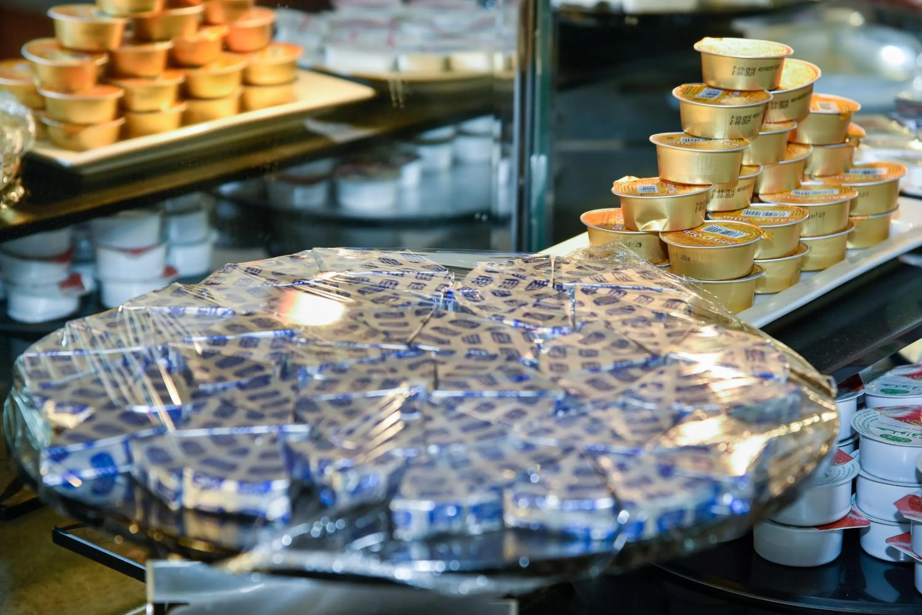 Restaurant/places to eat in Golden Dune Hotel AlFayhaa