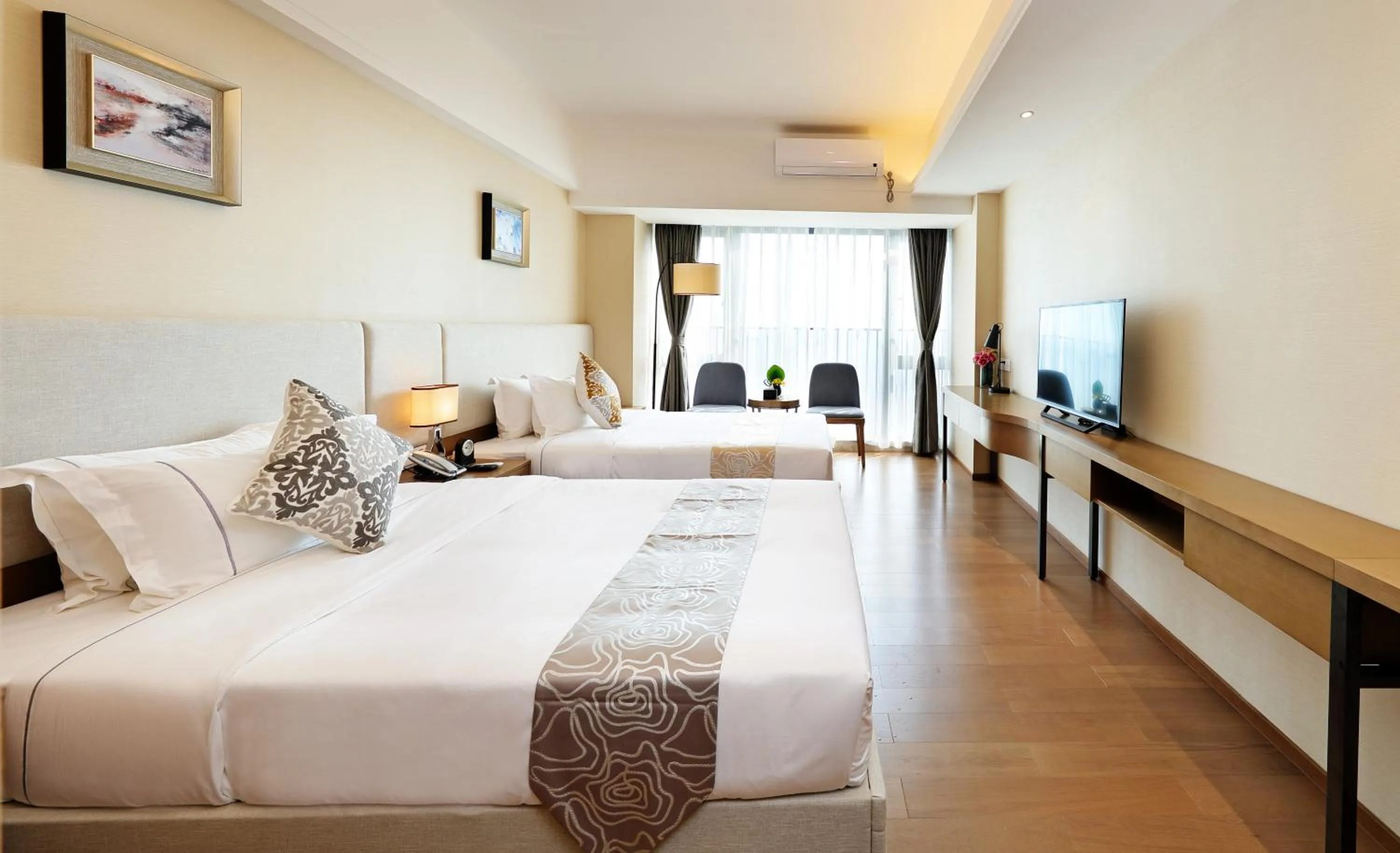 Photo of the whole room, Bed in Yuwa Serviced Residence