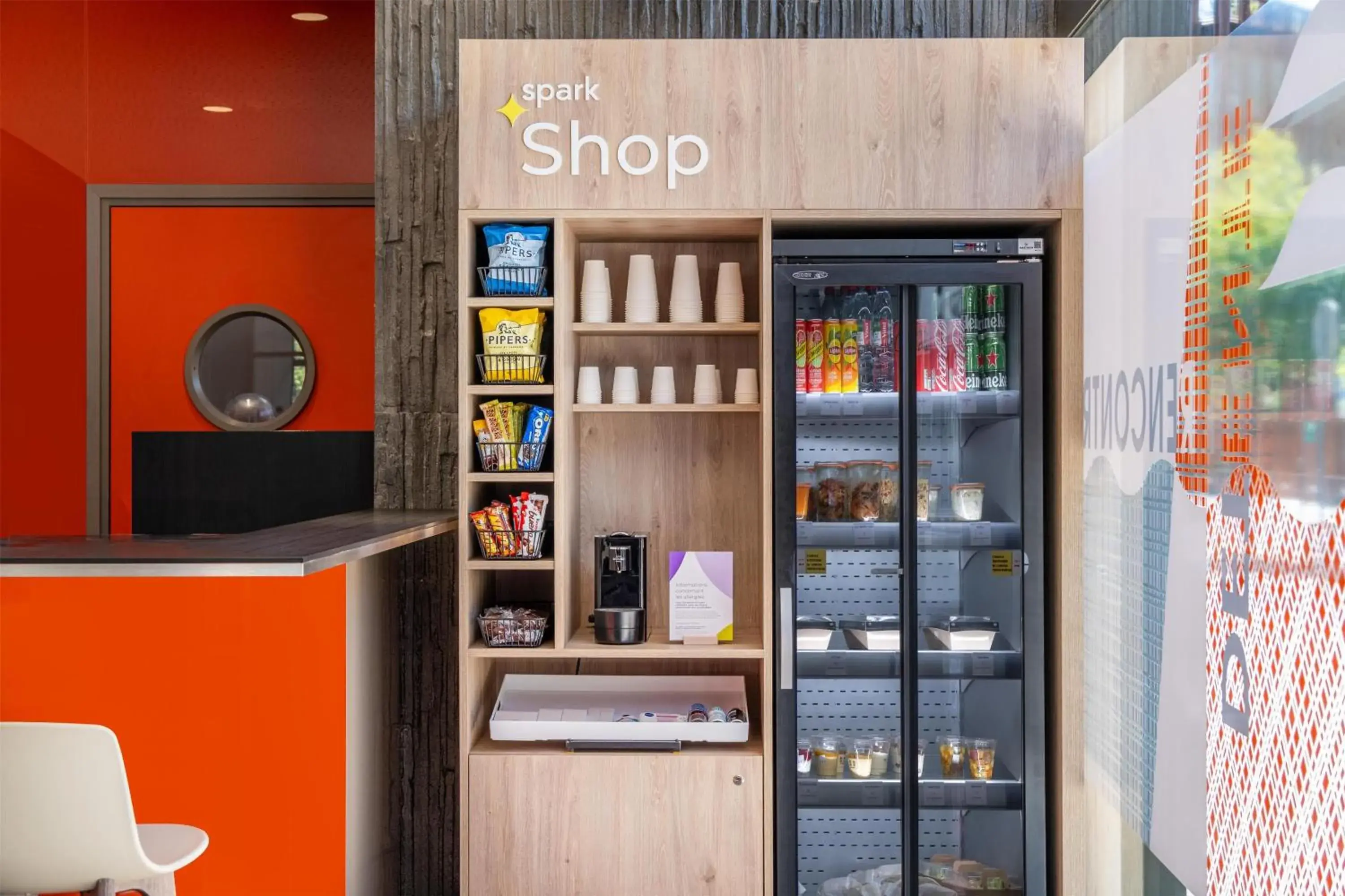 Restaurant/places to eat in Spark by Hilton Lyon Park Saone Restaurant/places to eat in Spark by Hilton Lyon Park Saone