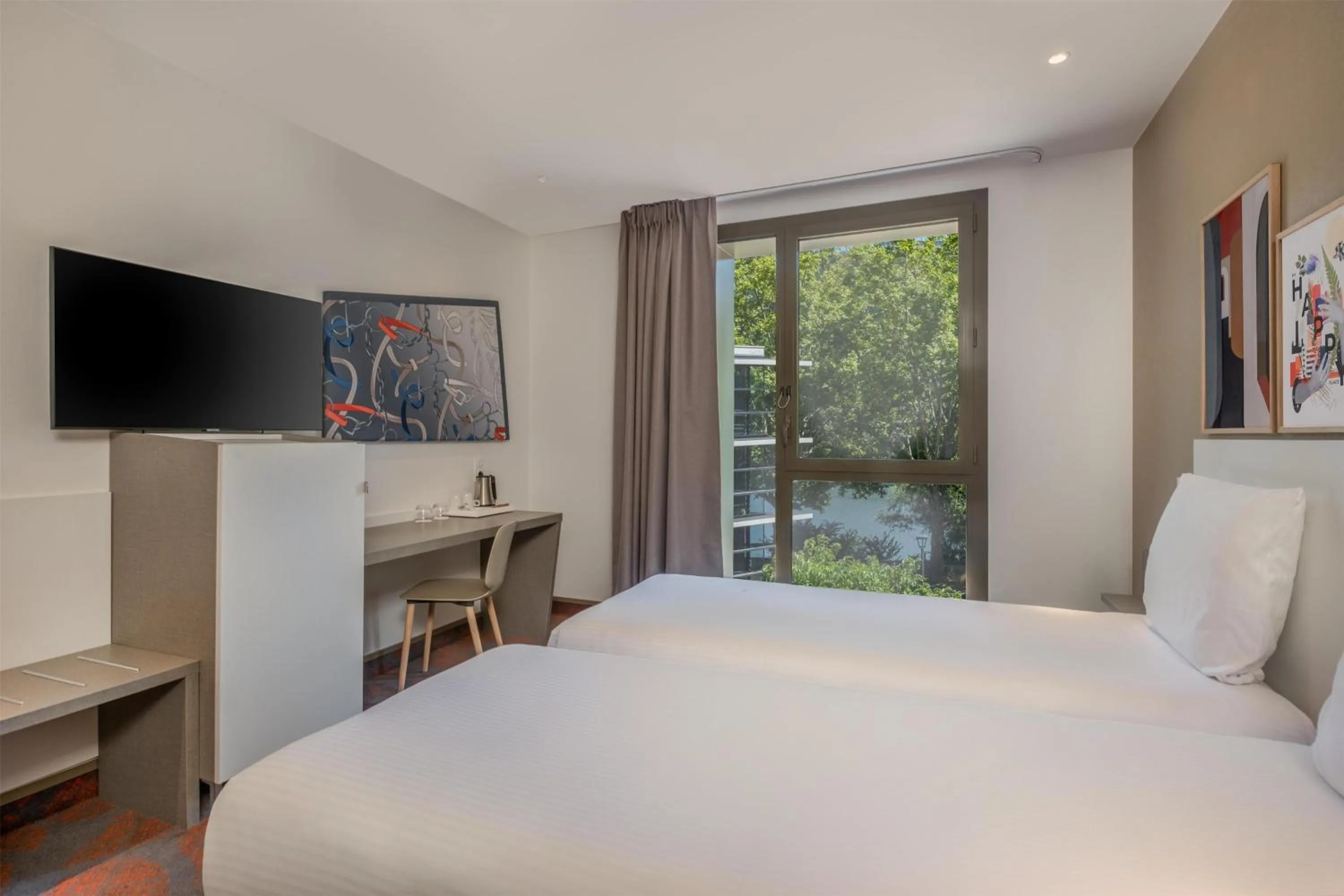 Bedroom, Bed in Spark by Hilton Lyon Park Saone