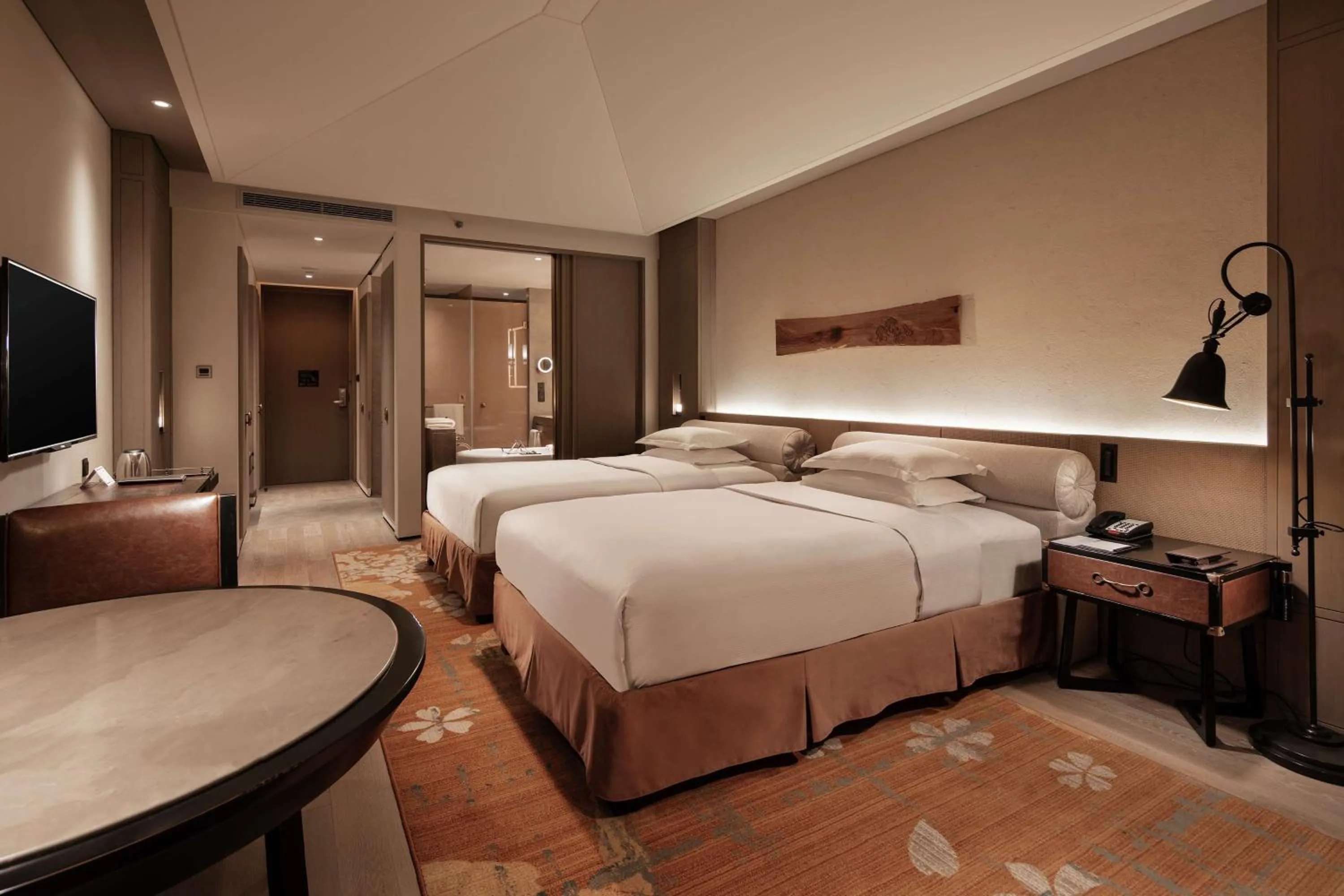 Bed in Hilton Jiuzhaigou Resort