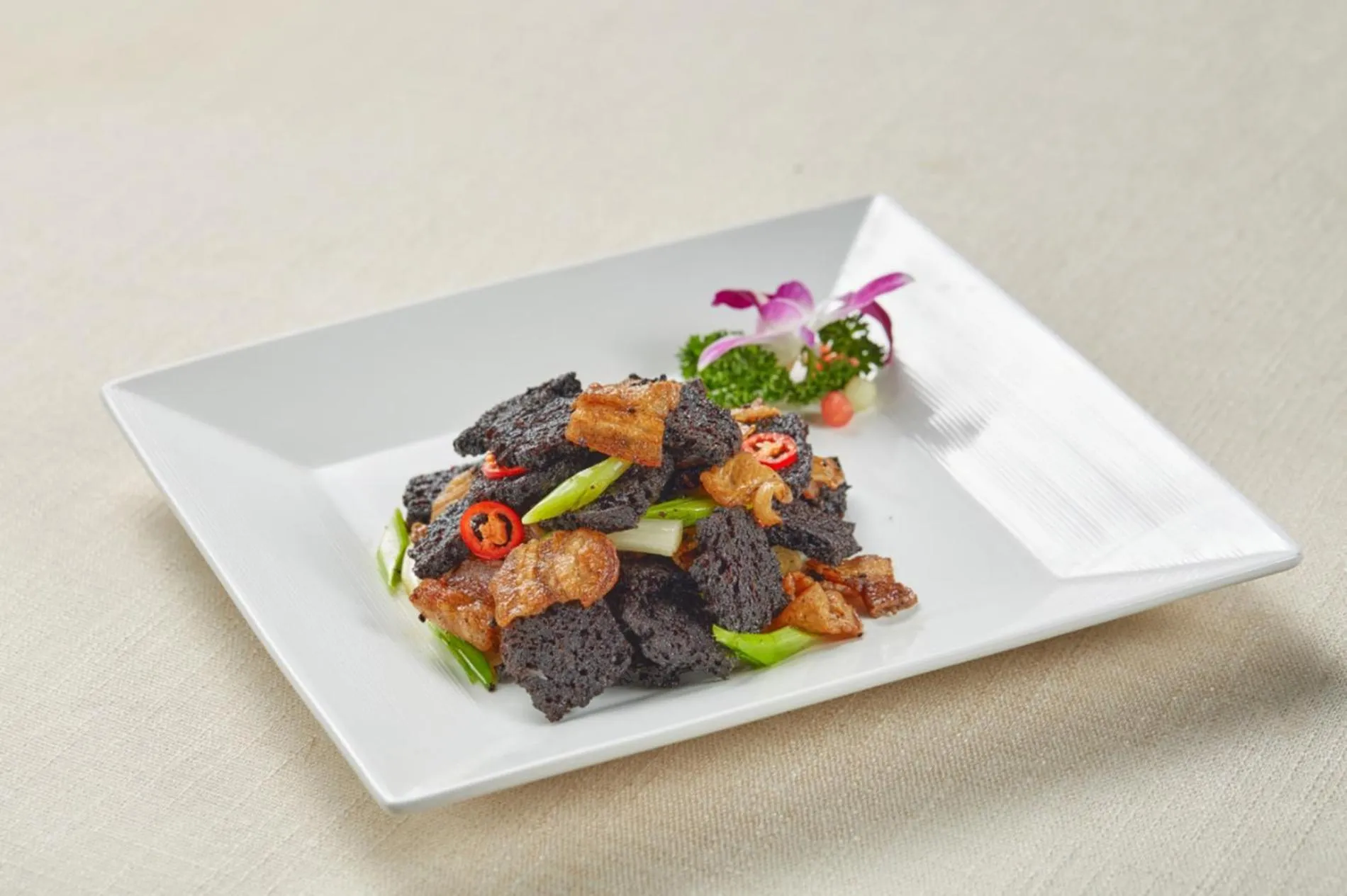 Restaurant/places to eat in Hilton Jiuzhaigou Resort