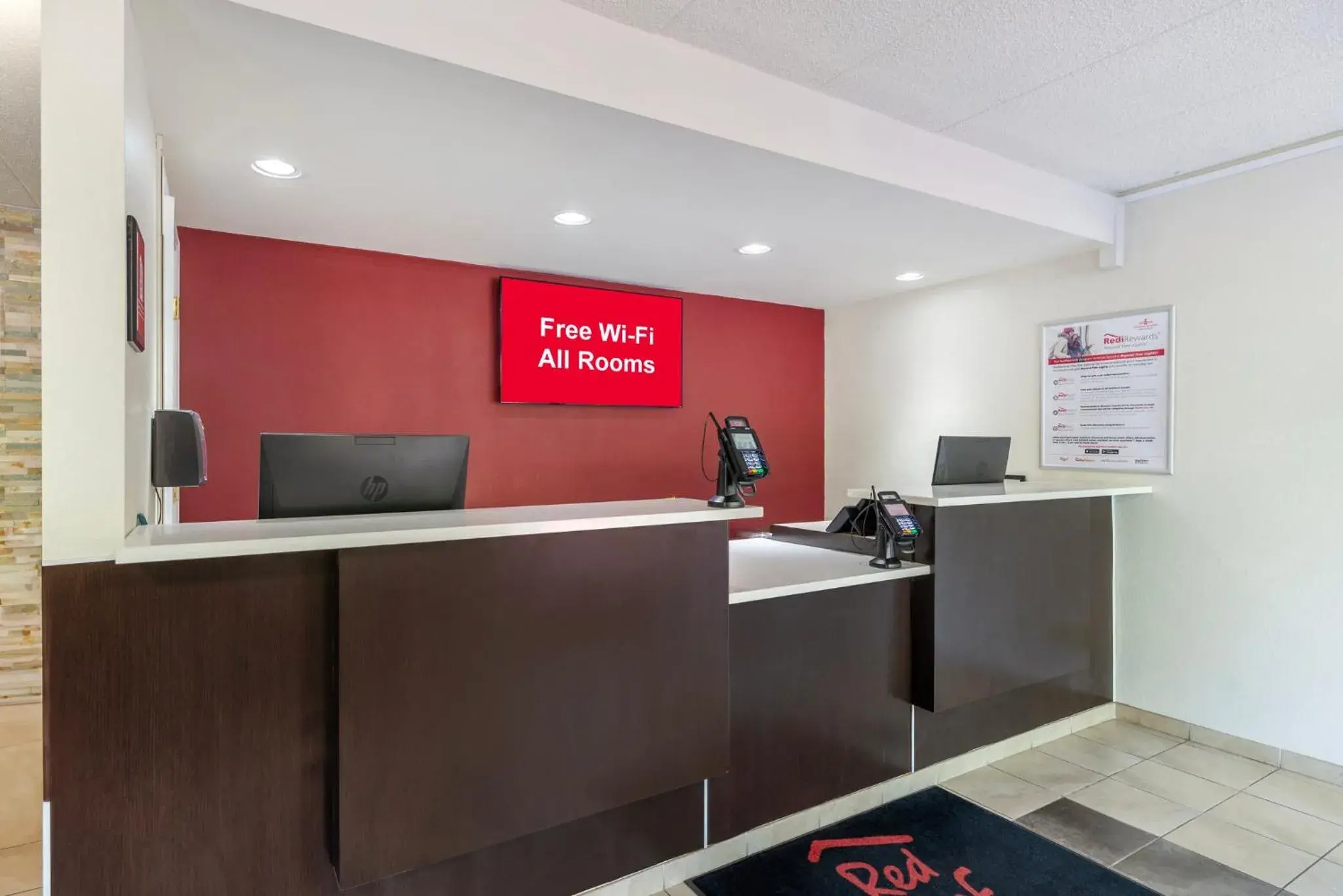 Lobby or reception in Red Roof Inn Doswell - Kings Dominion Lobby or reception in Red Roof Inn Doswell - Kings Dominion