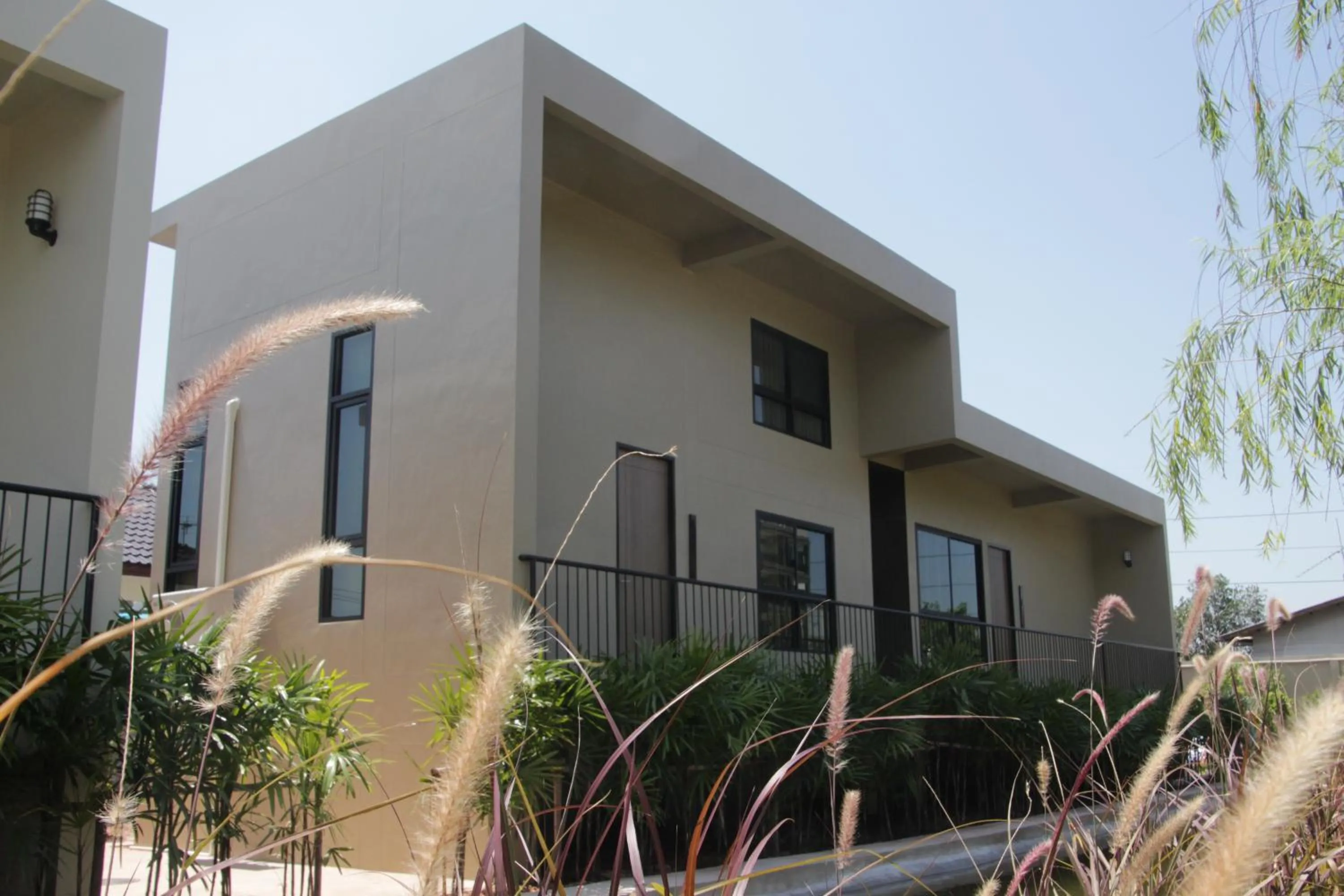 The Residence Thepkanjana