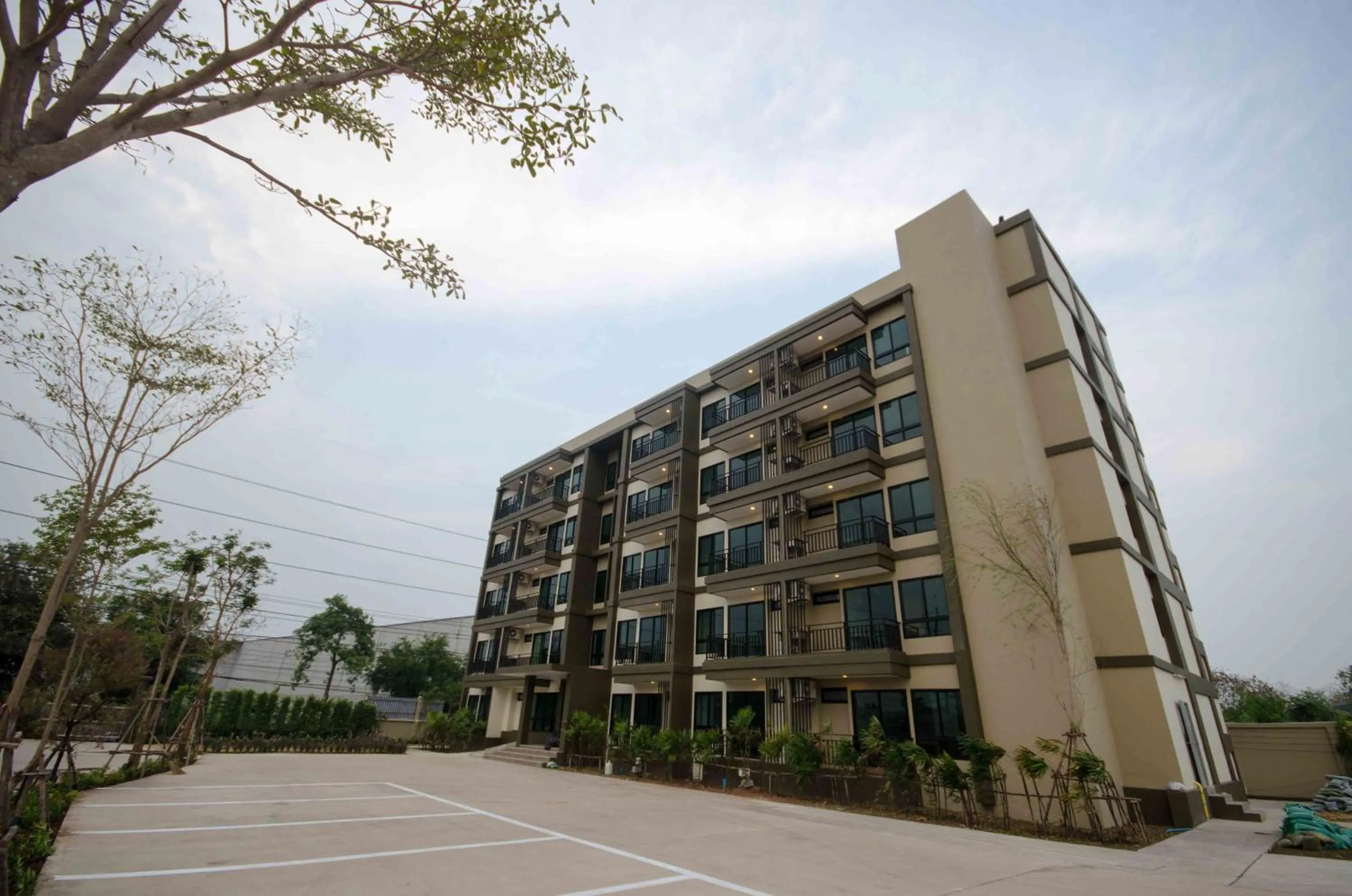 Property building in The Residence Thepkanjana