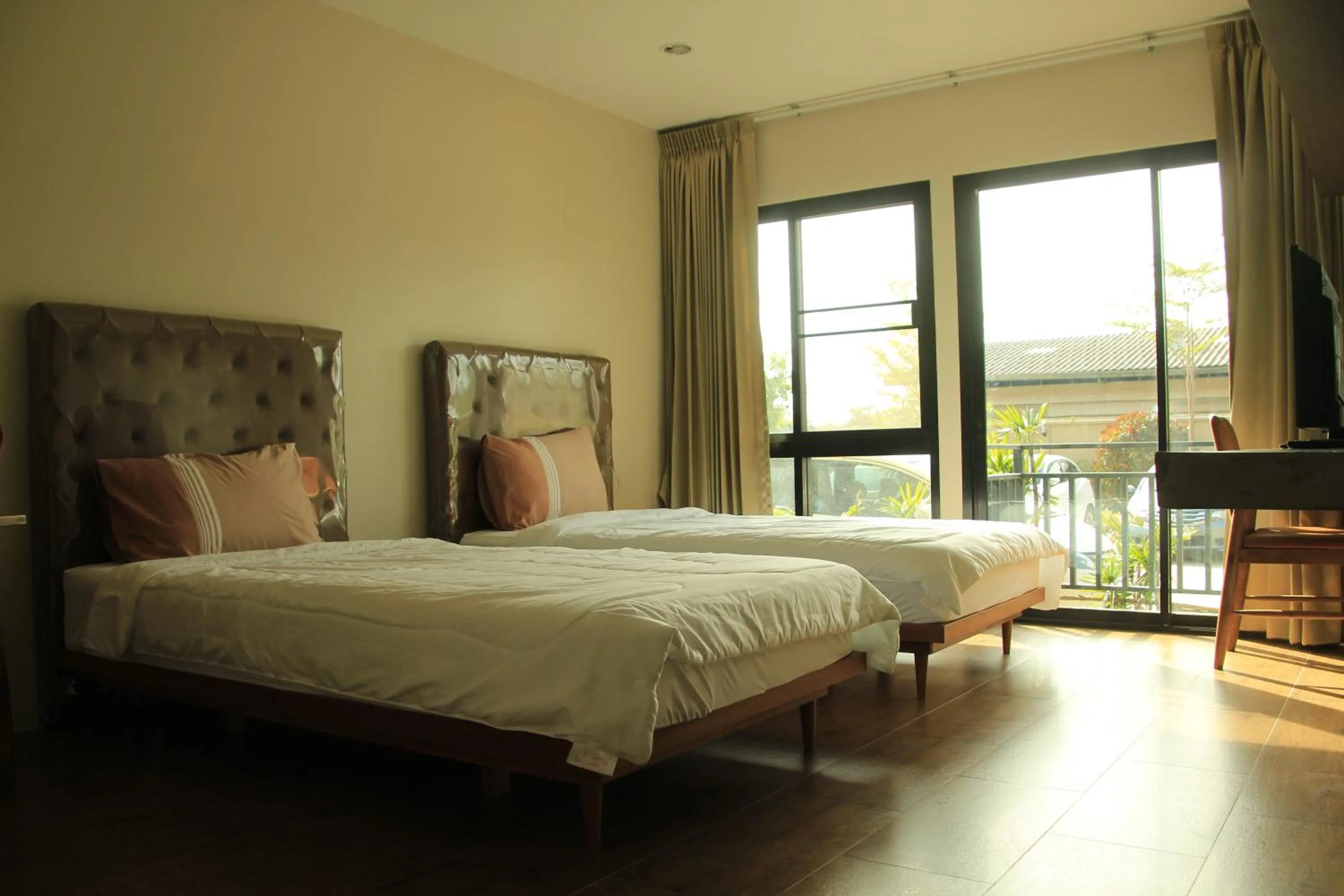 The Residence Thepkanjana