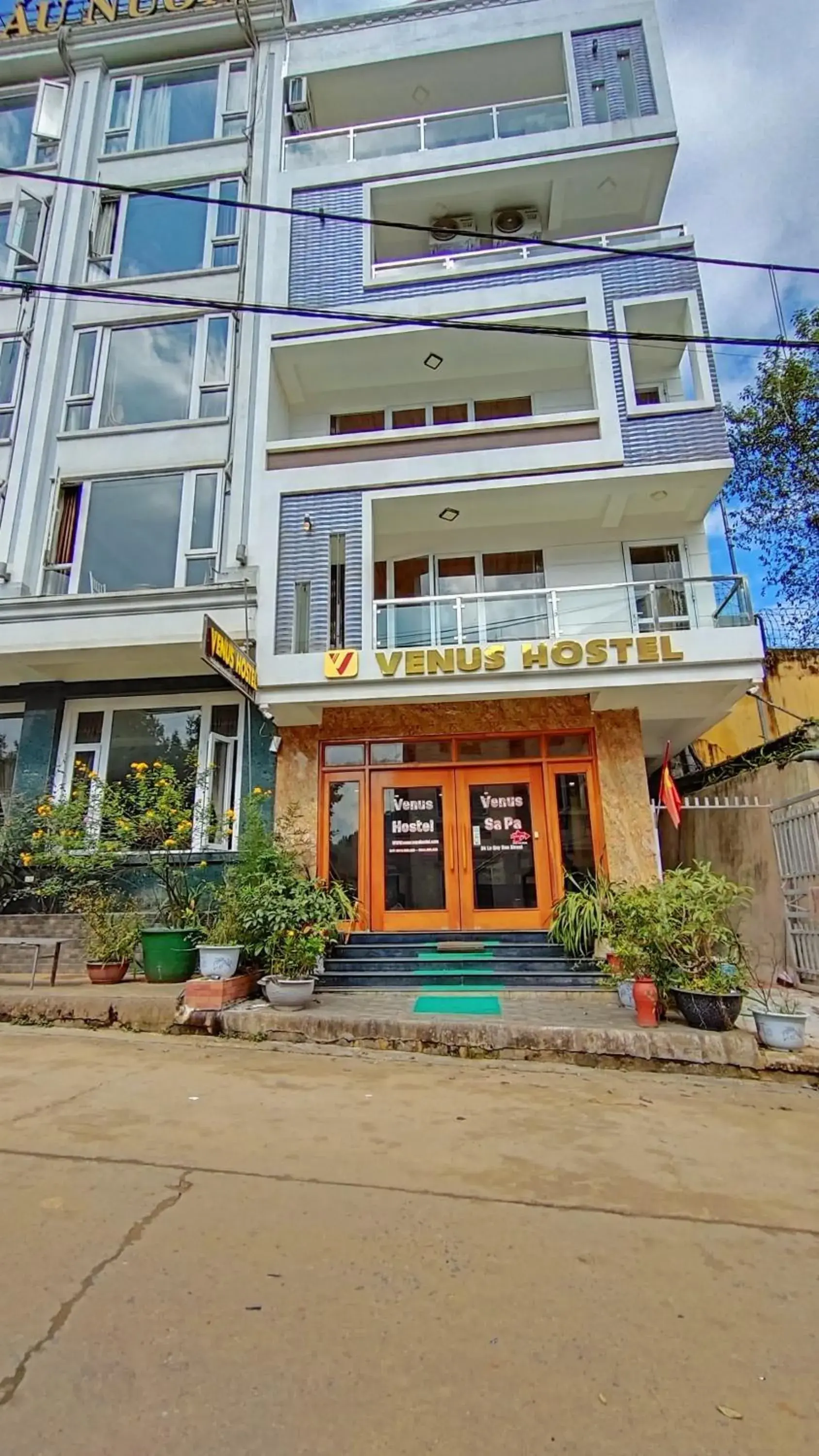 Facade/entrance in Venus Sapa Hostel Facade/entrance in Venus Sapa Hostel