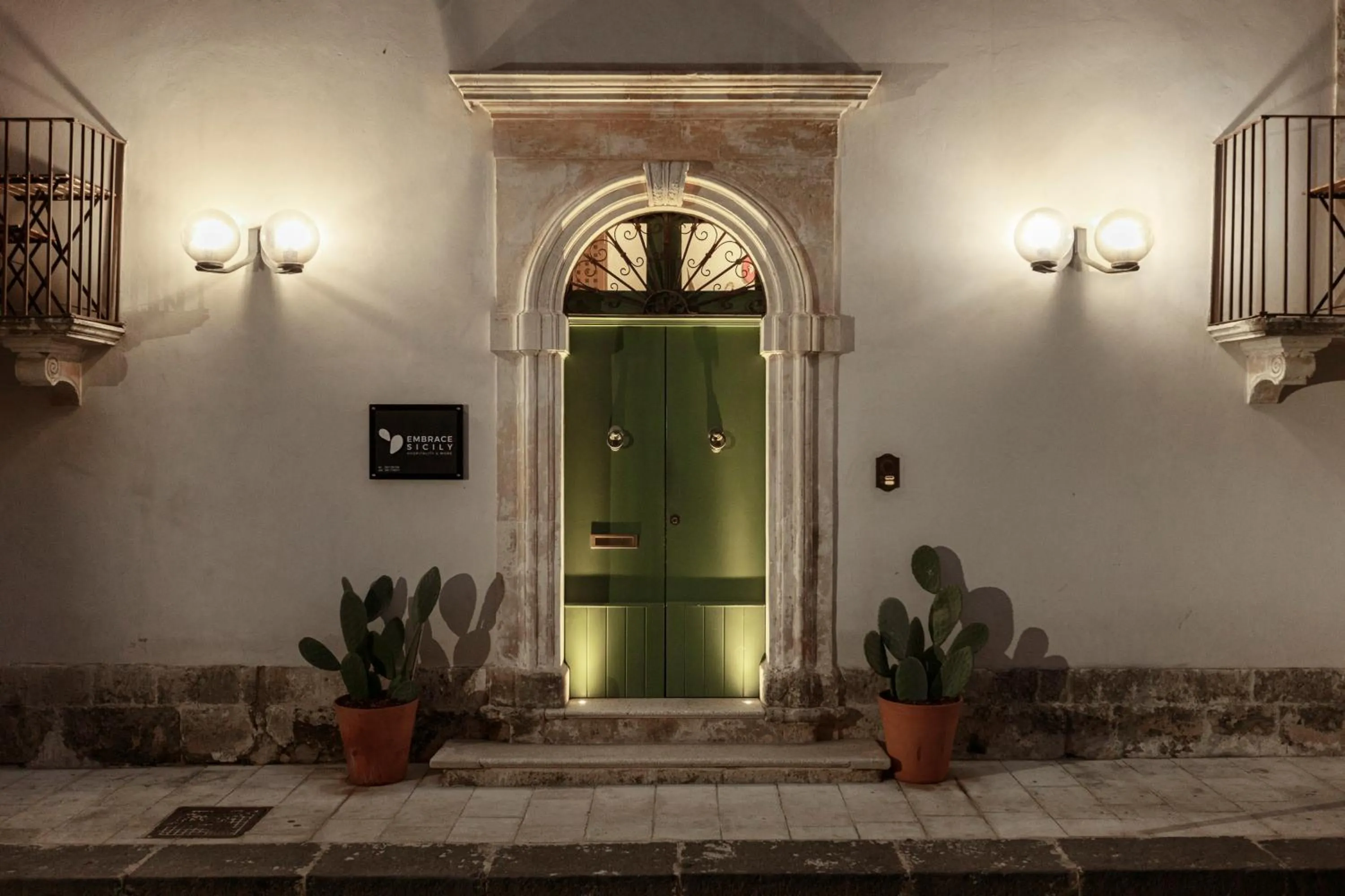 Facade/entrance in Embrace Sicily Guest House