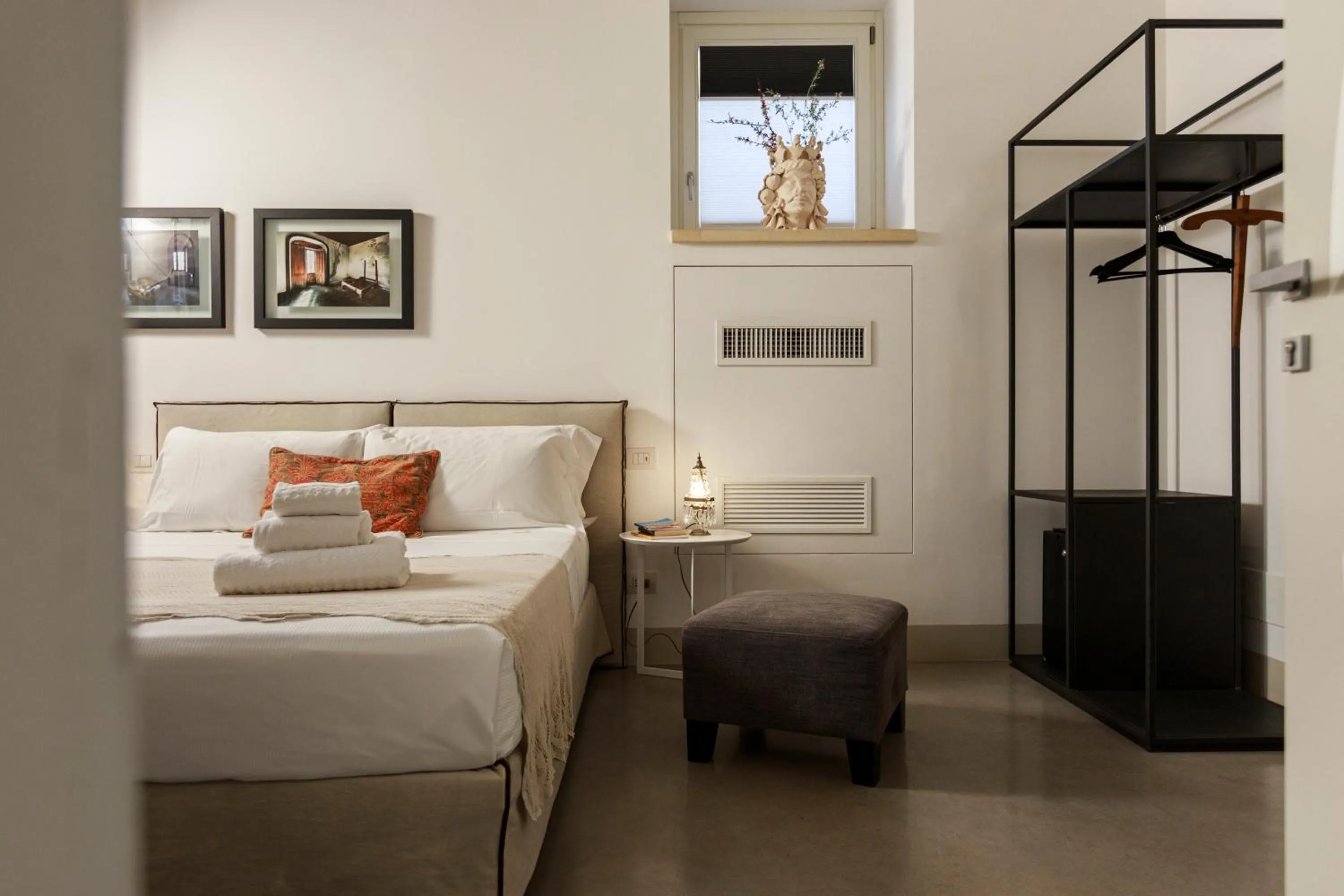Bed in Embrace Sicily Guest House