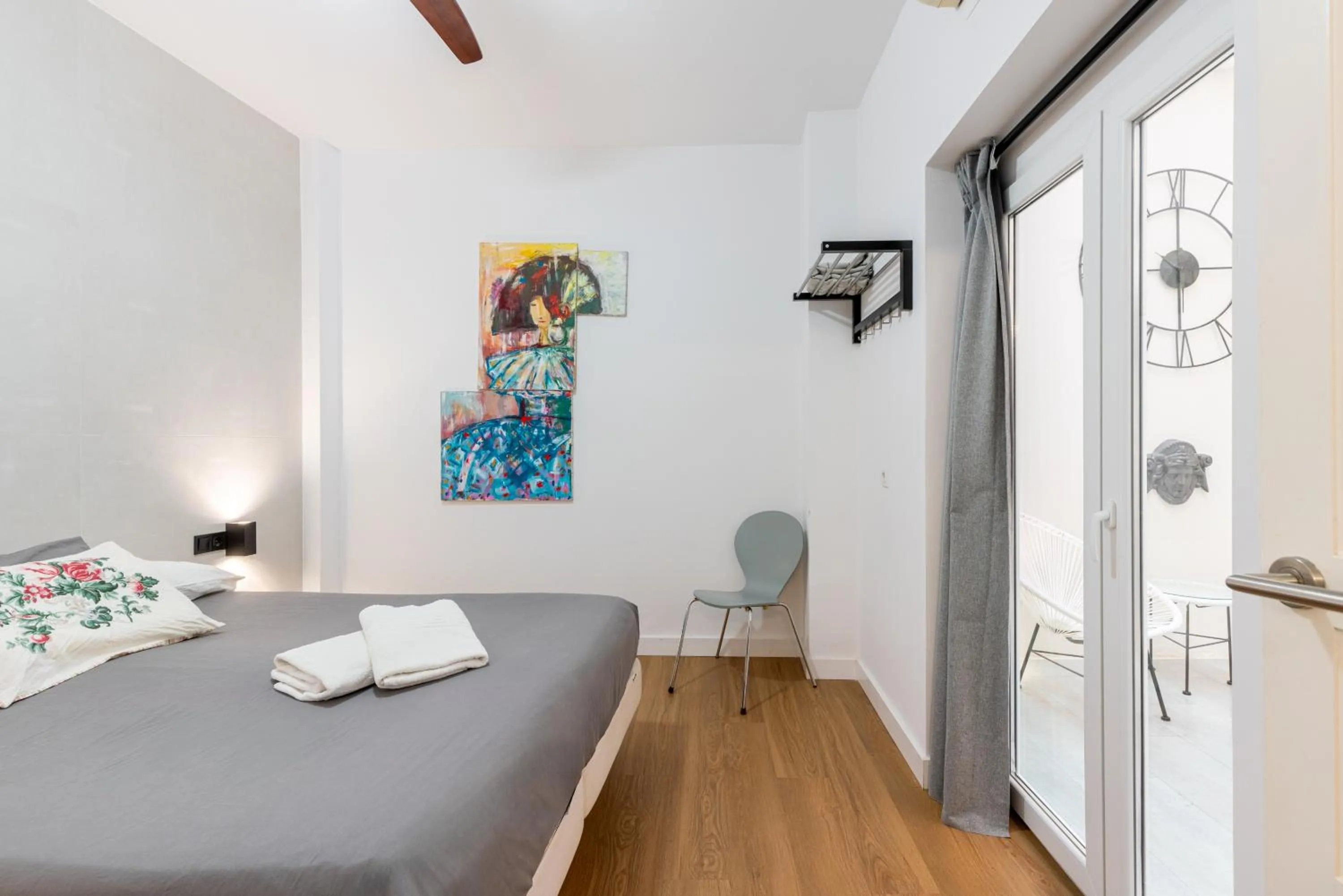 Bedroom, Bed in HOUSE SEVILLANA 6 habitaciones