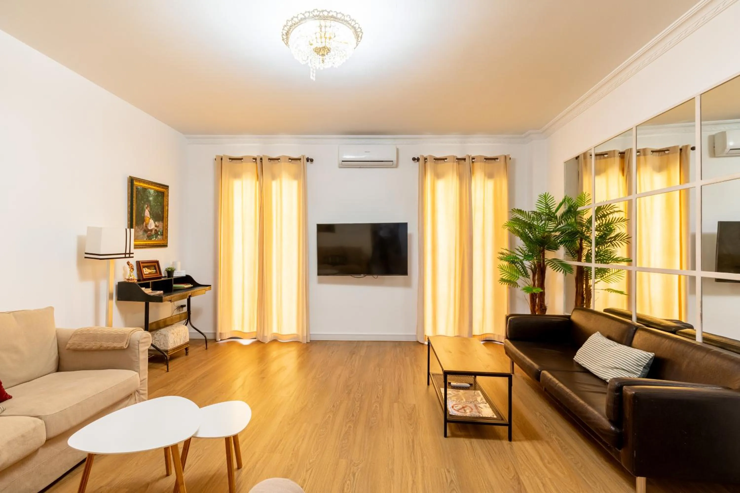 Living room in HOUSE SEVILLANA 6 habitaciones