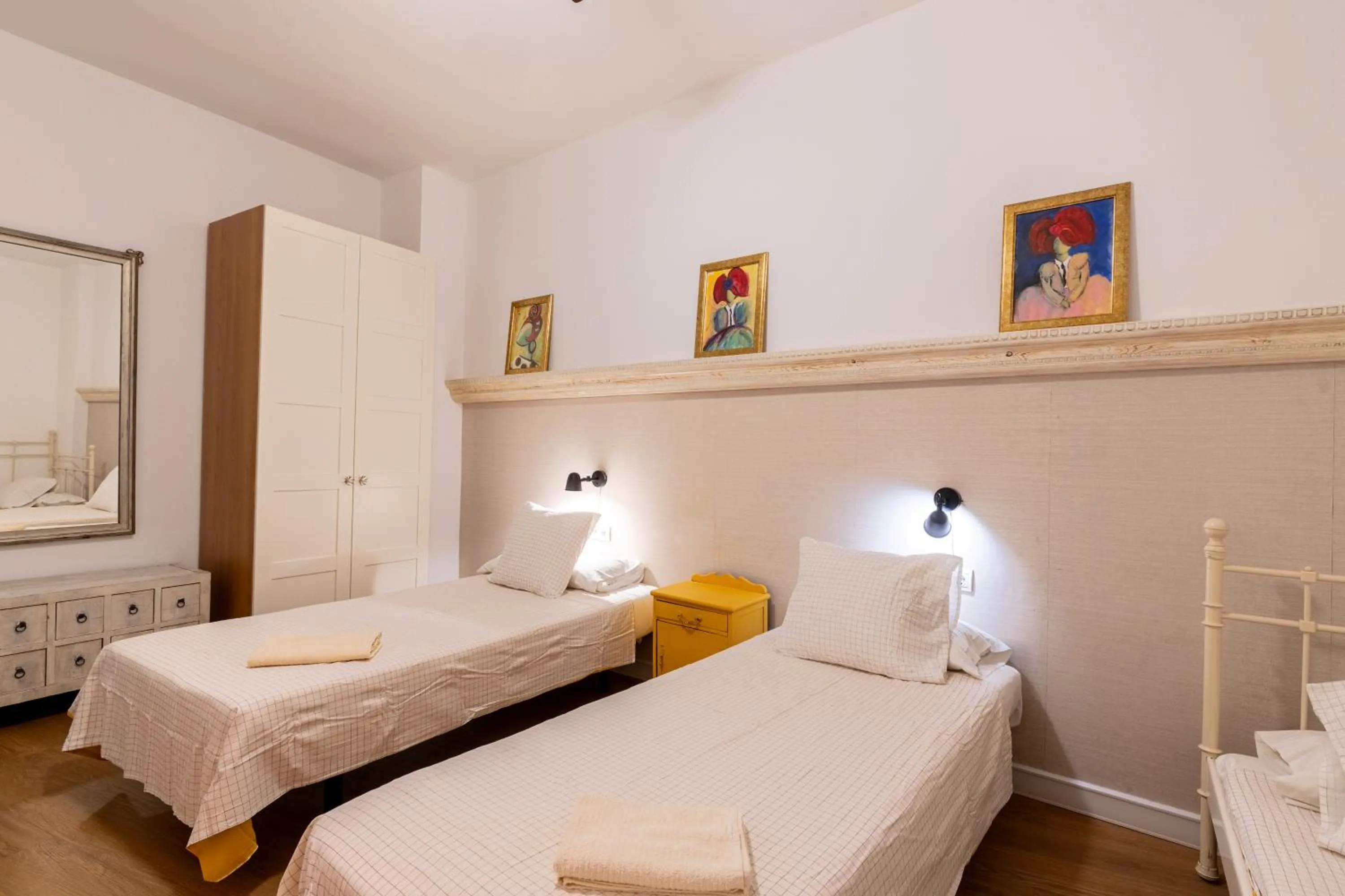 Bedroom, Bed in HOUSE SEVILLANA 6 habitaciones