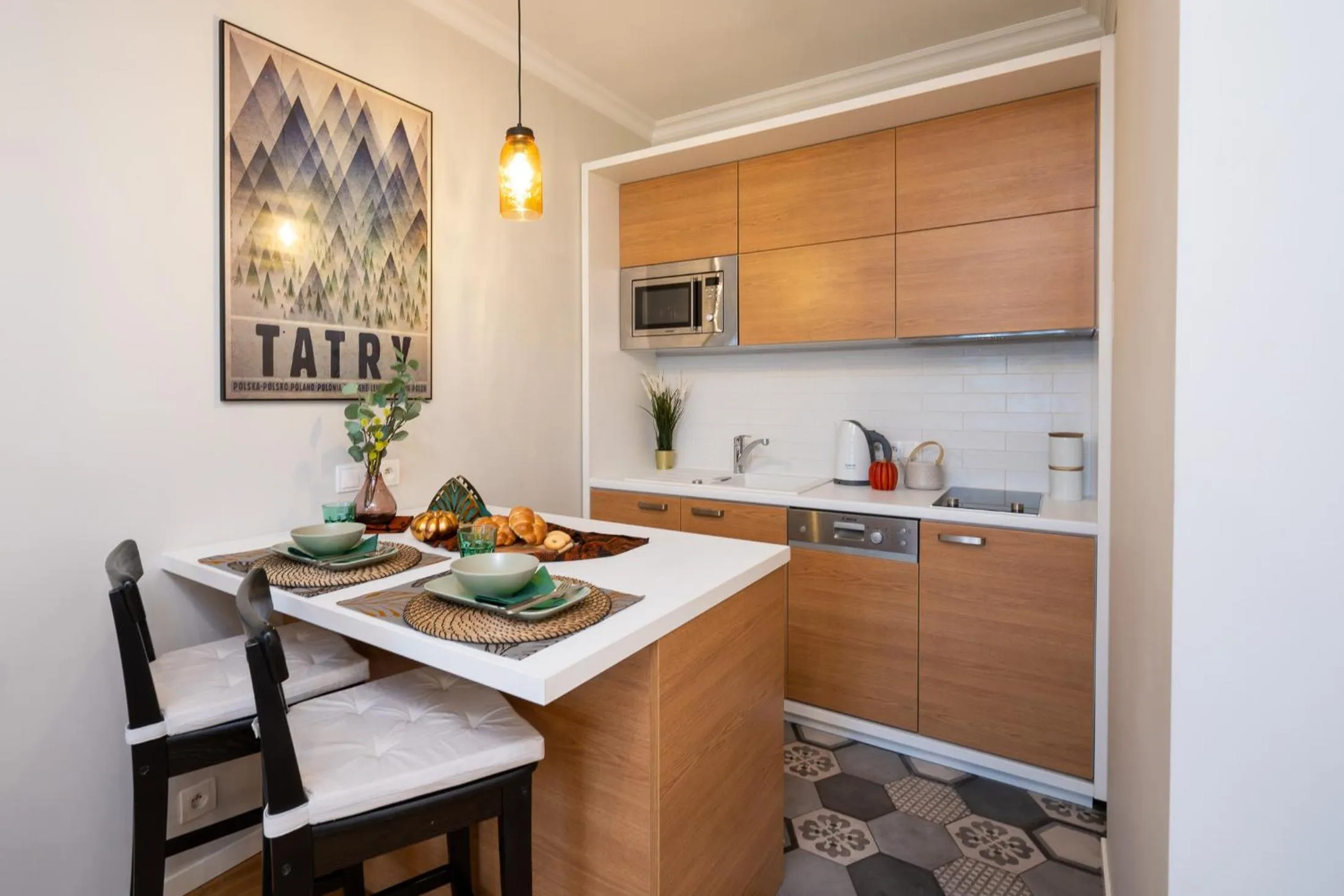Kitchen or kitchenette in Avium Old Town Apartments