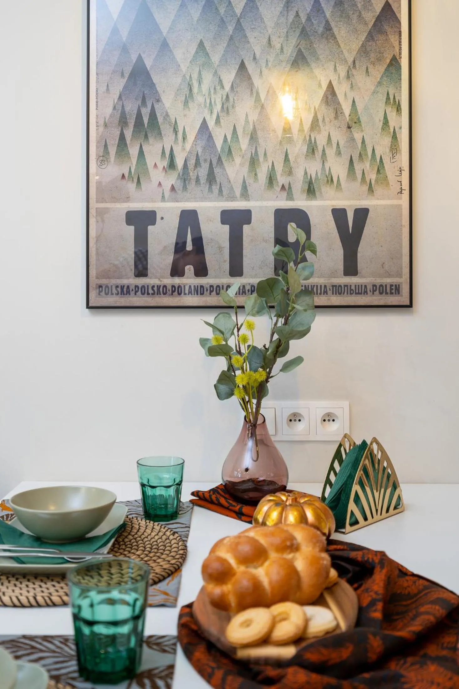 Dining area in Avium Old Town Apartments