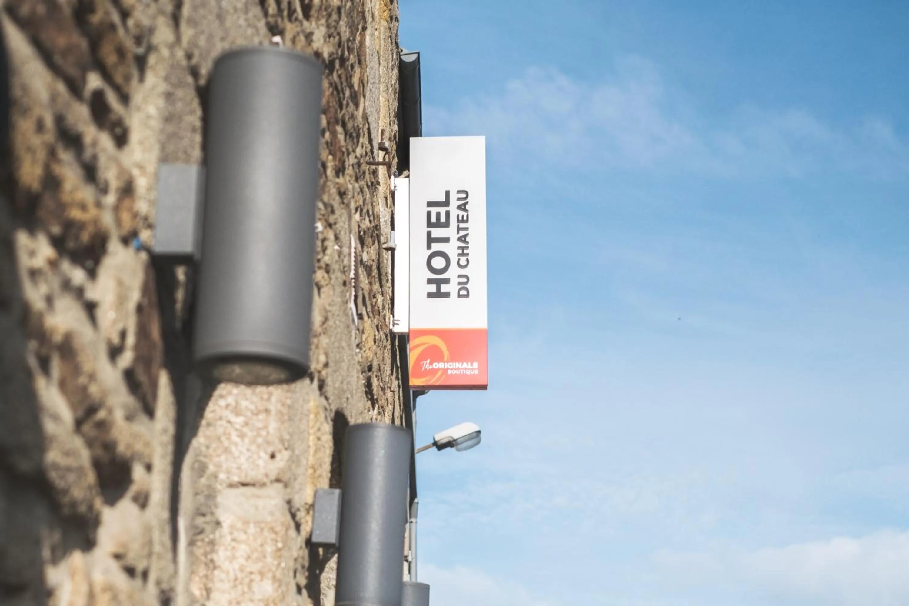 Property logo or sign in Hôtel du Château Dinan - Originals Boutique