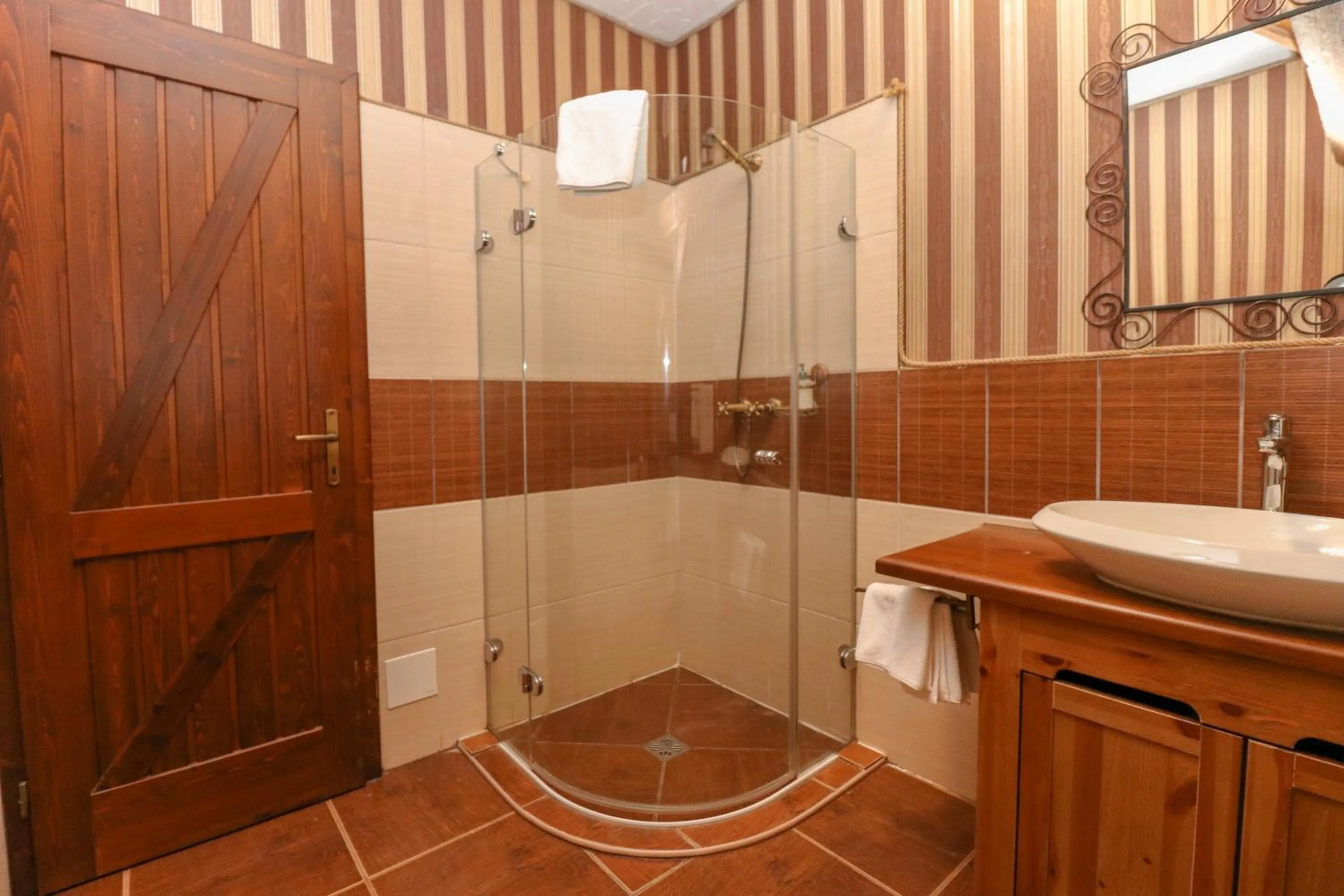 Bathroom in Puchner Kastélyszálló