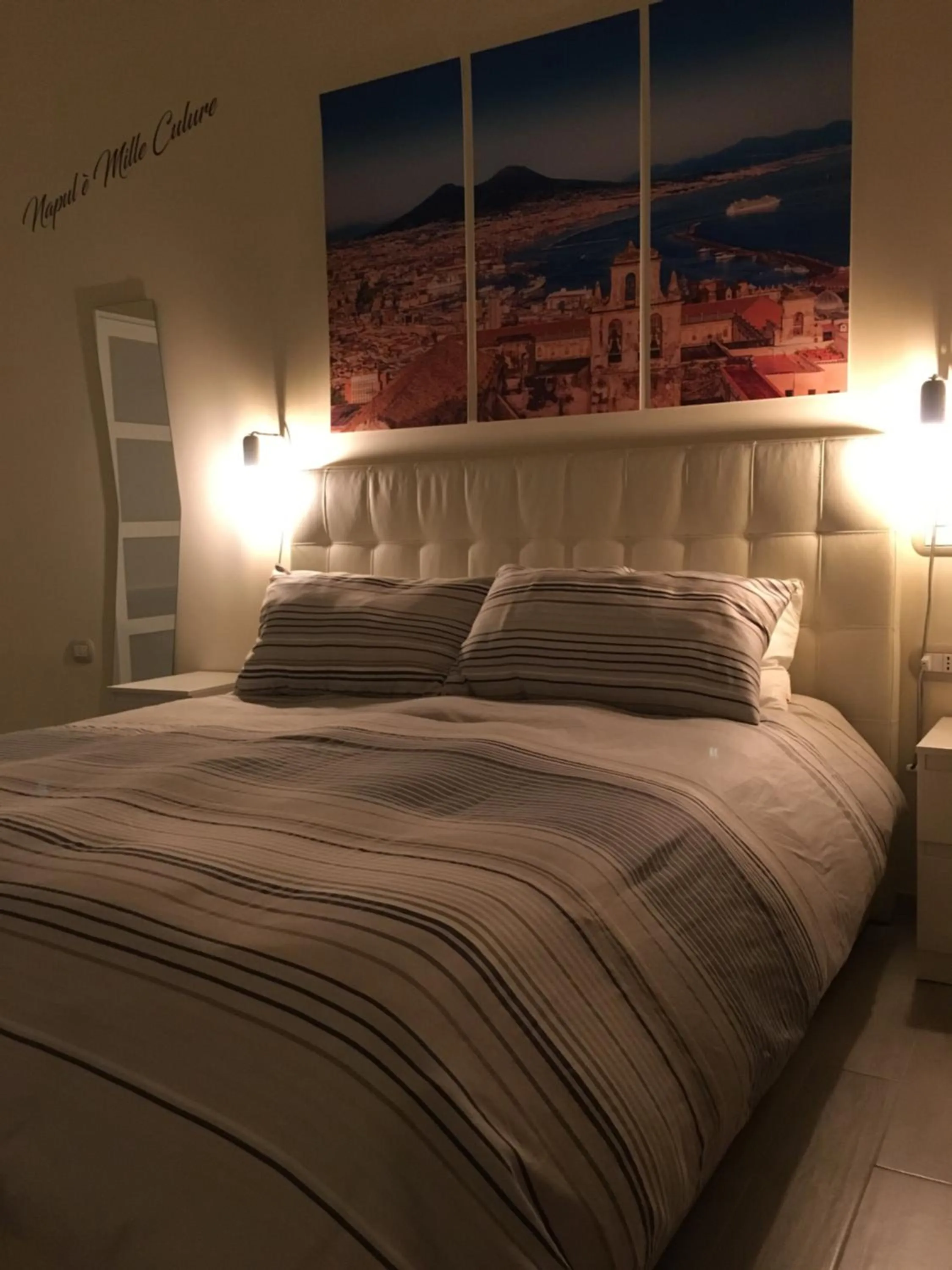 Bedroom, Bed in Morra's Home