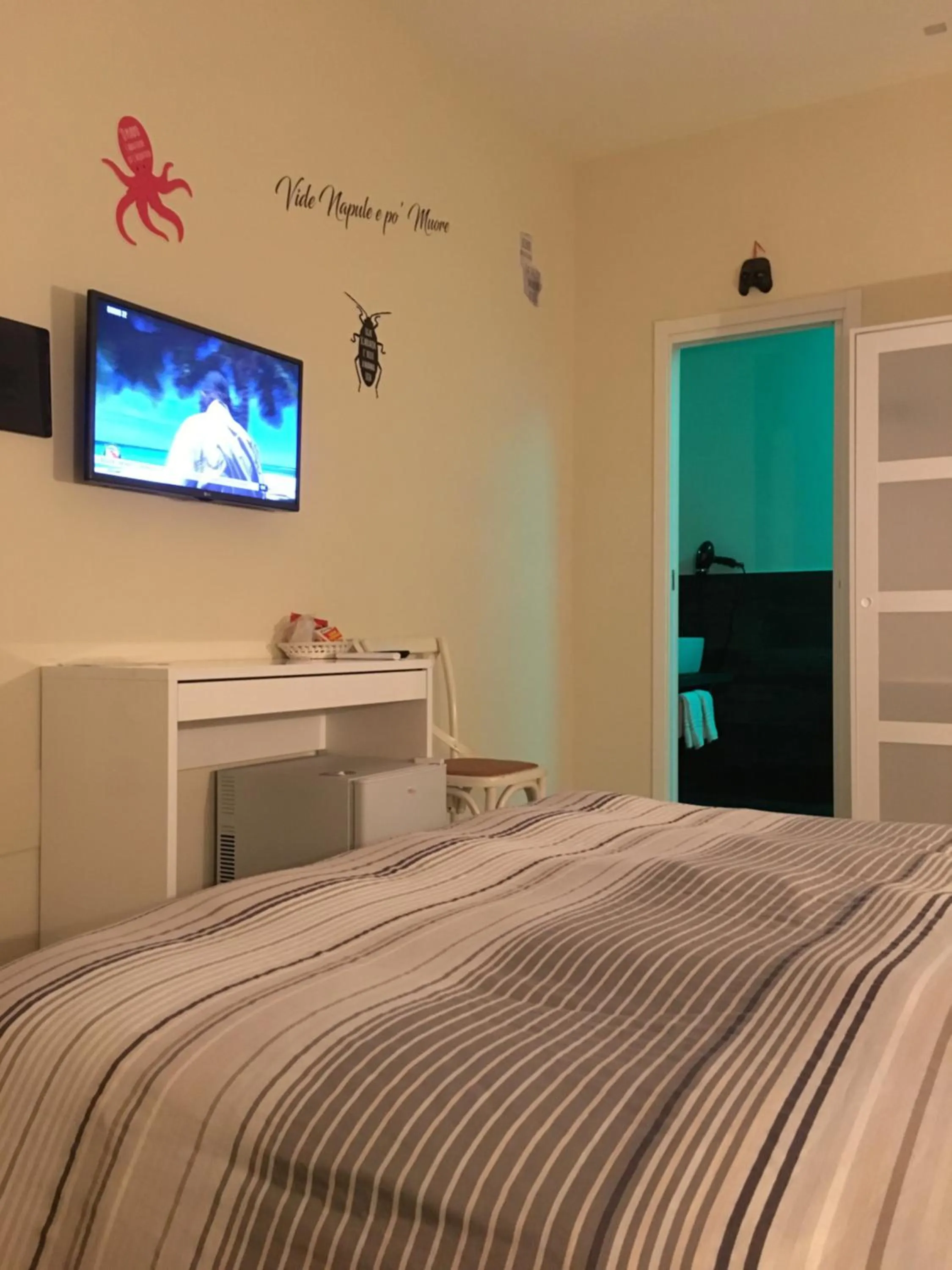 Decorative detail, Bed in Morra's Home