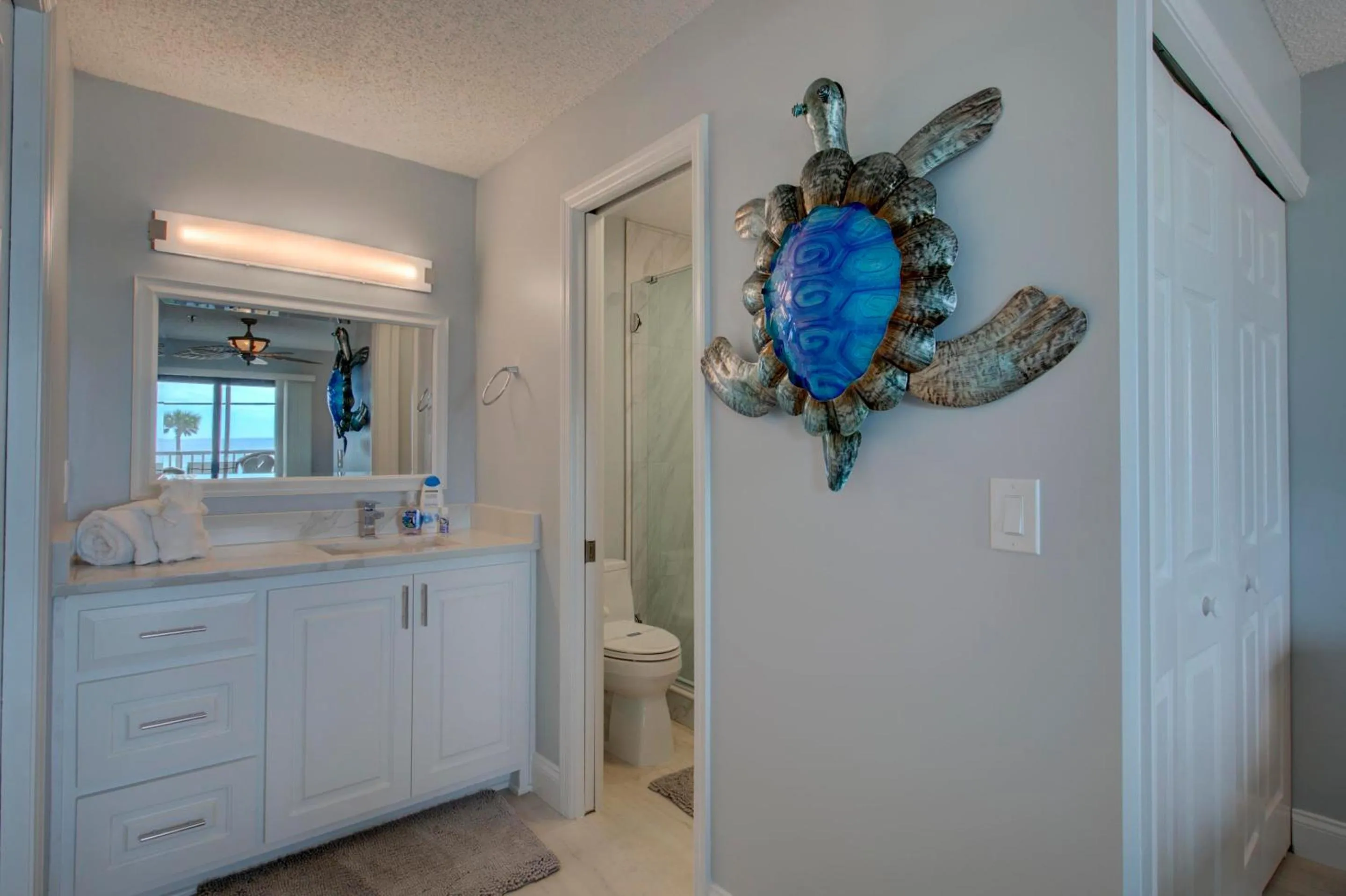 Property building in Anna Maria Island Beach Sands