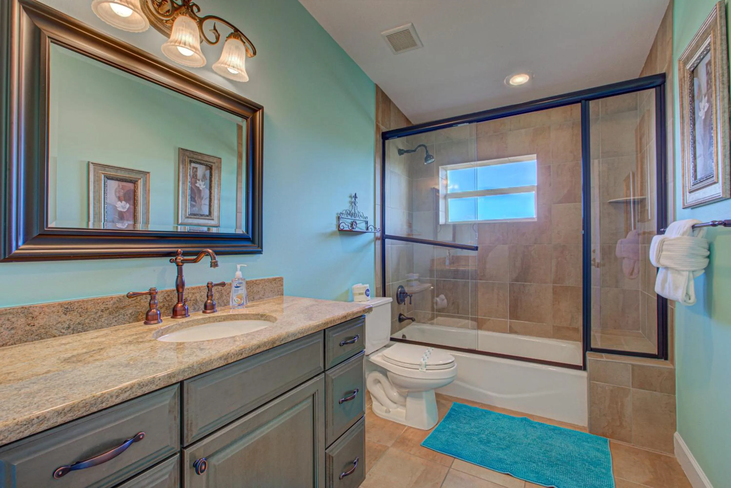 Property building in Anna Maria Island Beach Palace