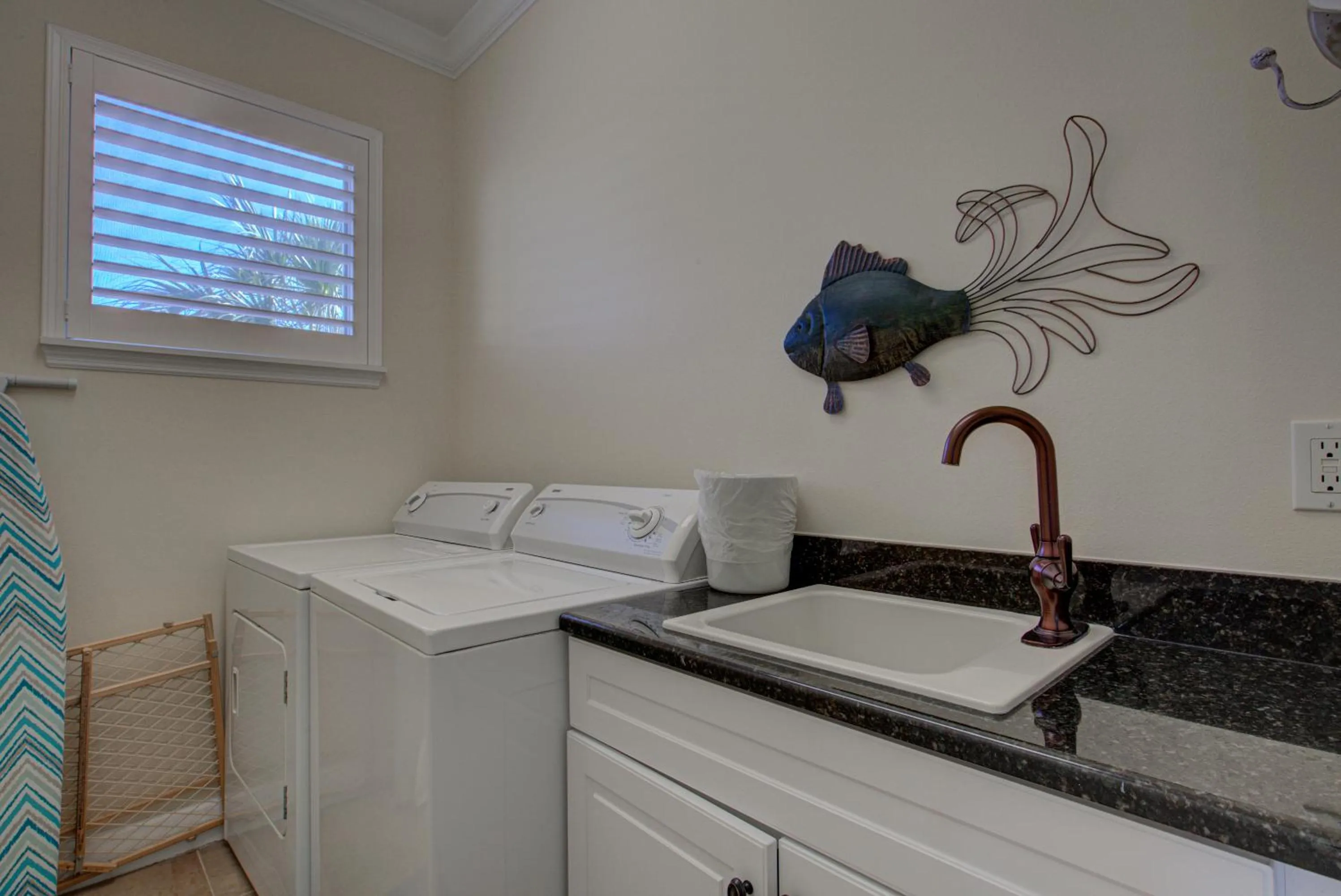 Property building in Anna Maria Island Beach Palace