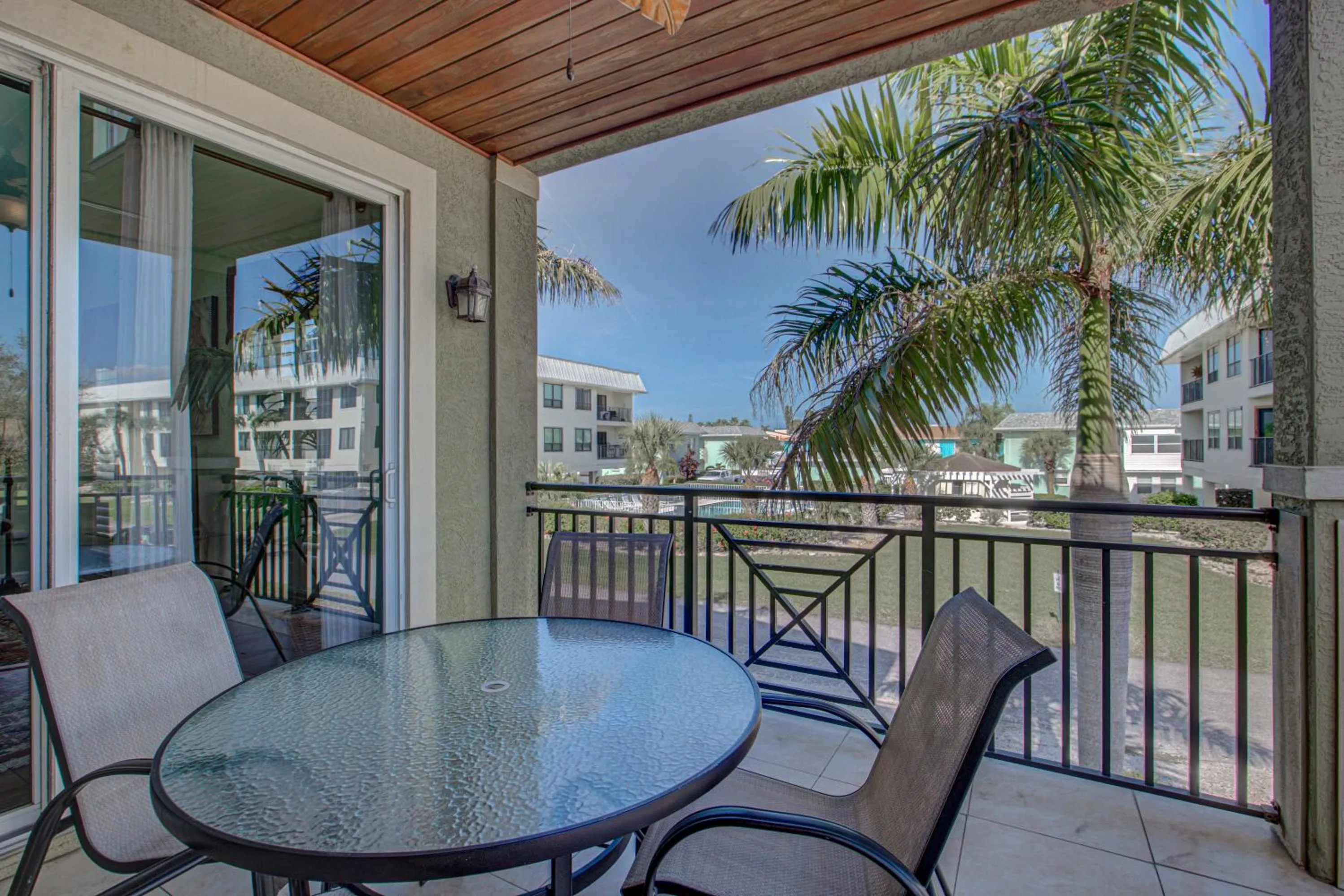 Property building in Anna Maria Island Beach Palace