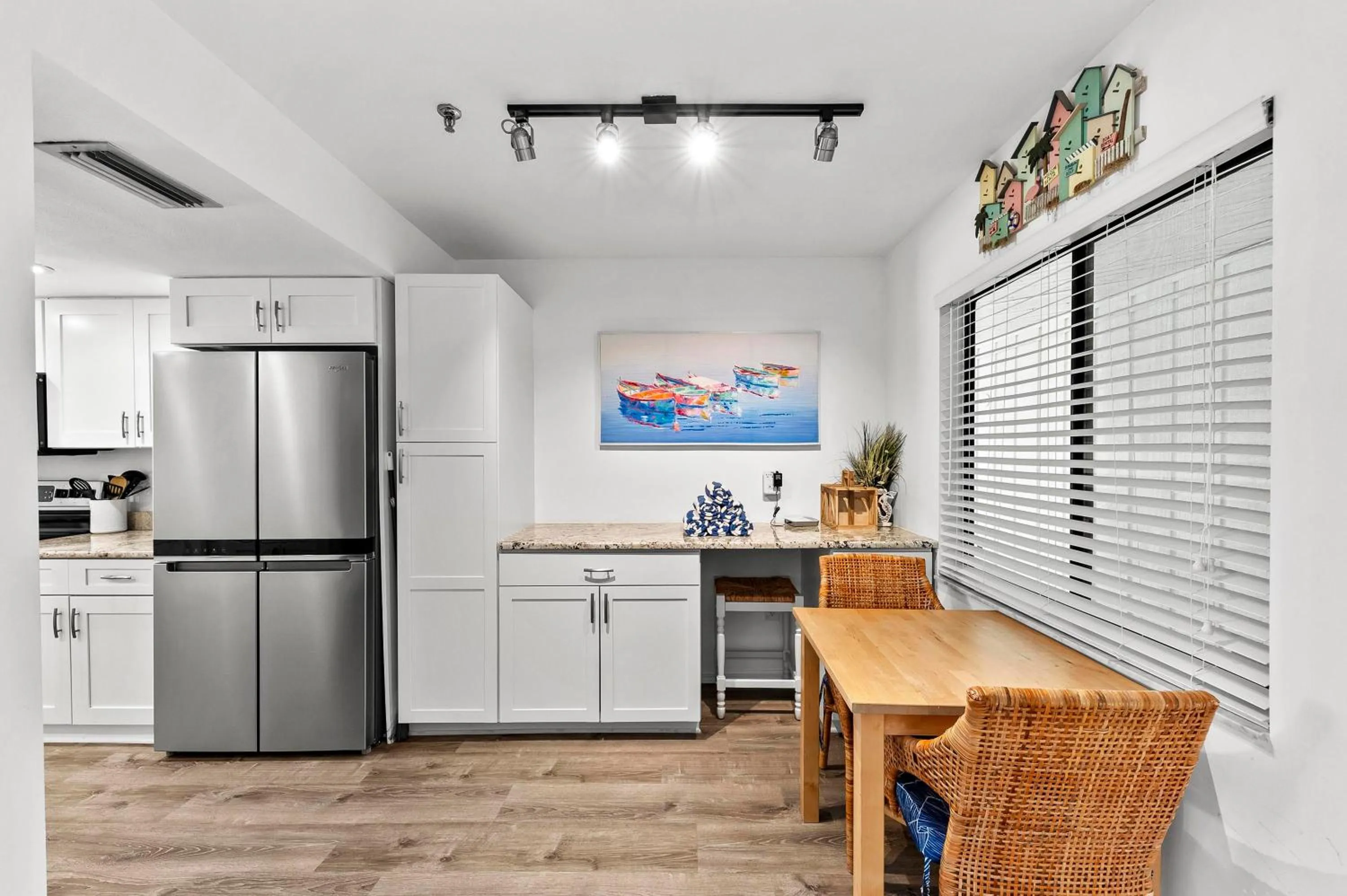 Day in Anna Maria Island Beach Sands 101