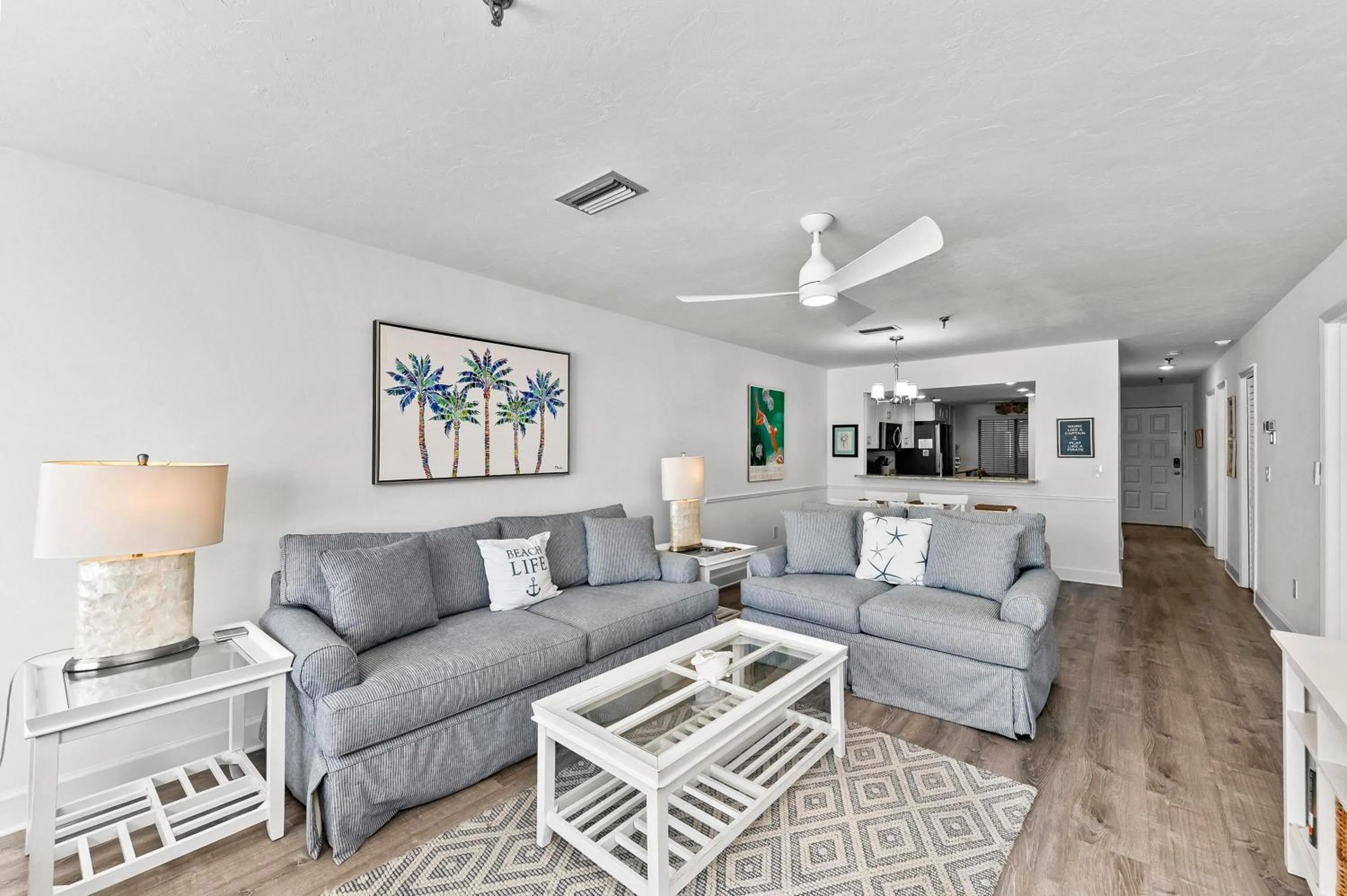 Kitchen or kitchenette in Anna Maria Island Beach Sands 101