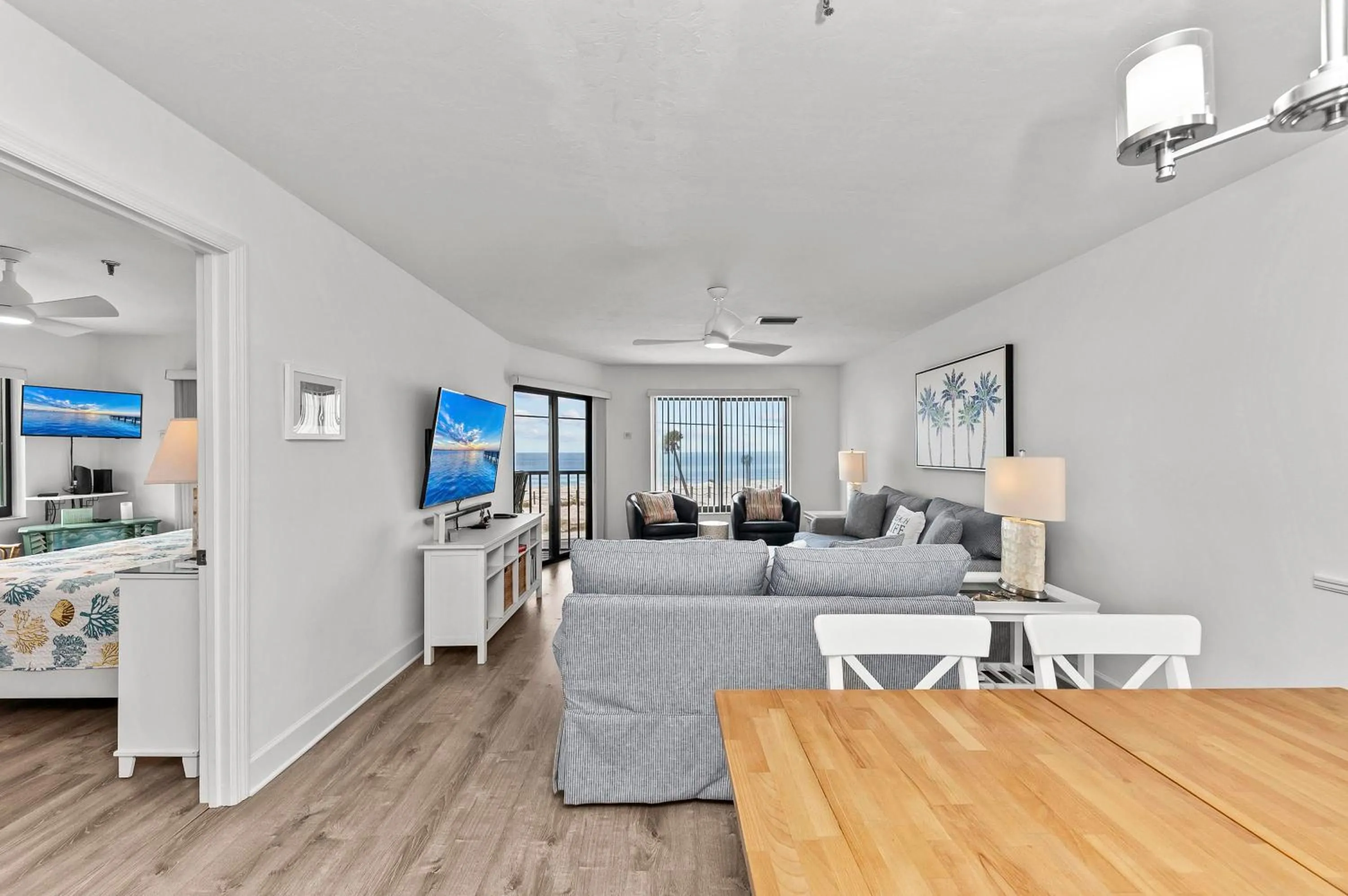 Day, Bed in Anna Maria Island Beach Sands 101